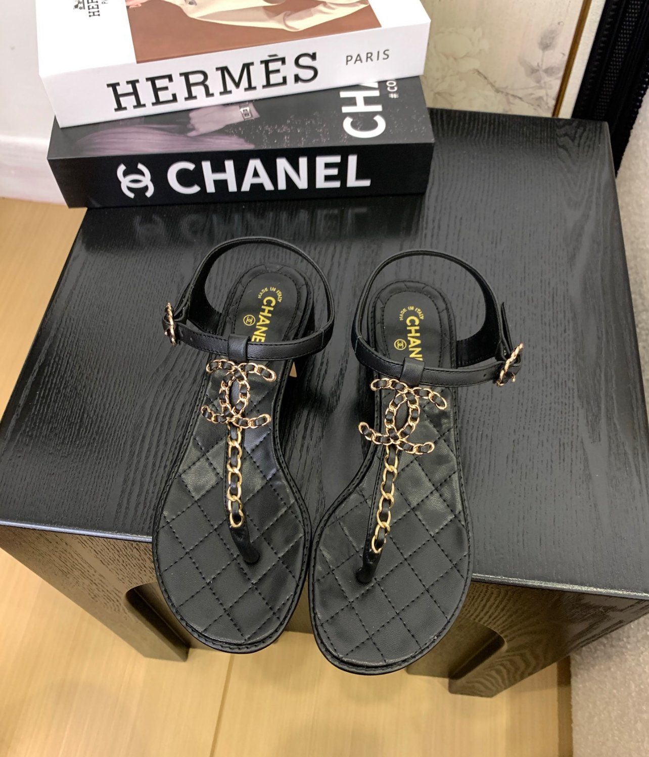 A+++ Quality Luxury Designer  Leather Sandals - Black Gold
