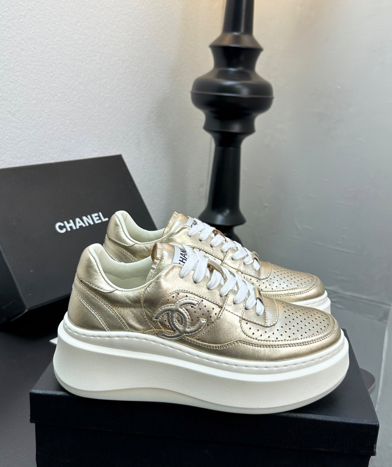A+++ Quality Luxury Designer Shoes Sneakers