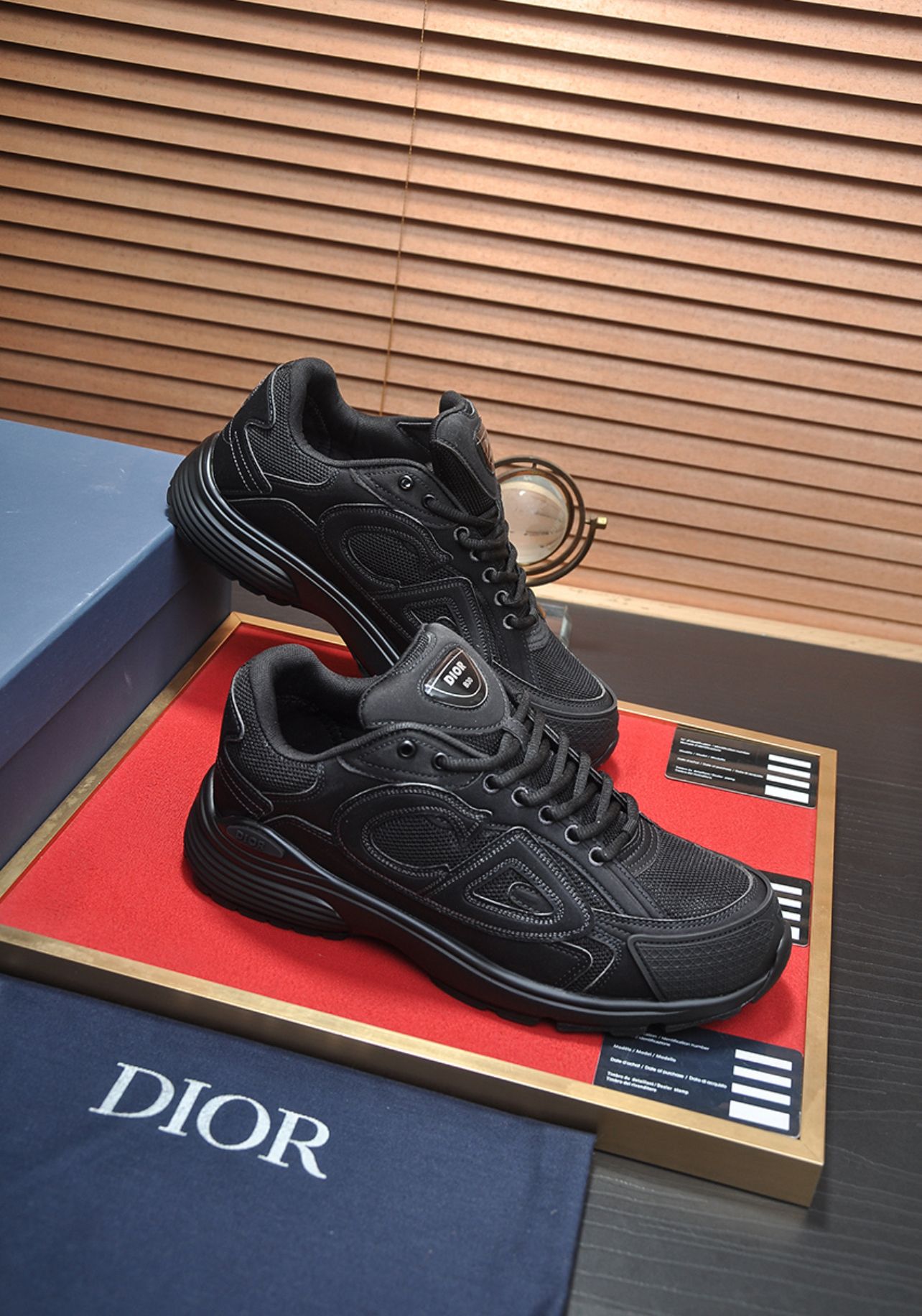 A+++ Quality Luxury Designer Sneakers - Model 8