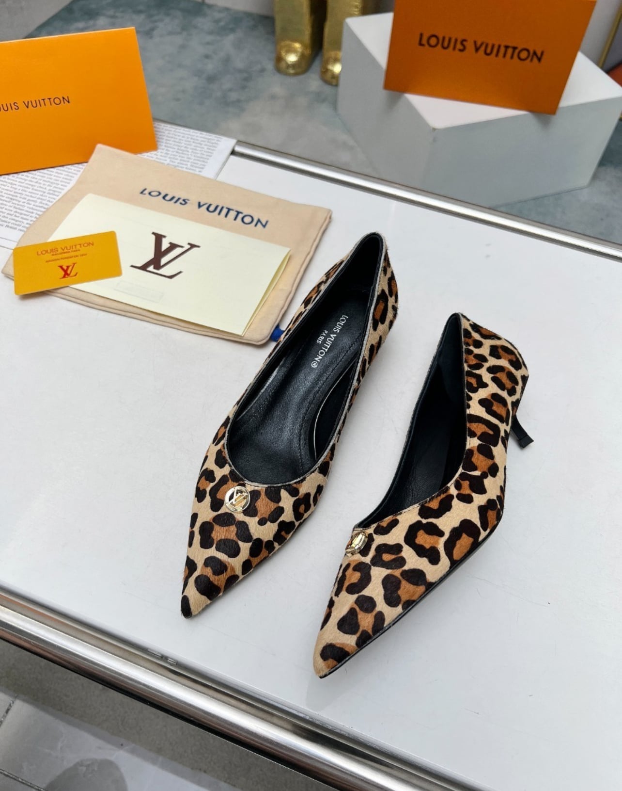Highest Quality DesigneR Heels Shoes , Low Heel , Sandals - Model 5