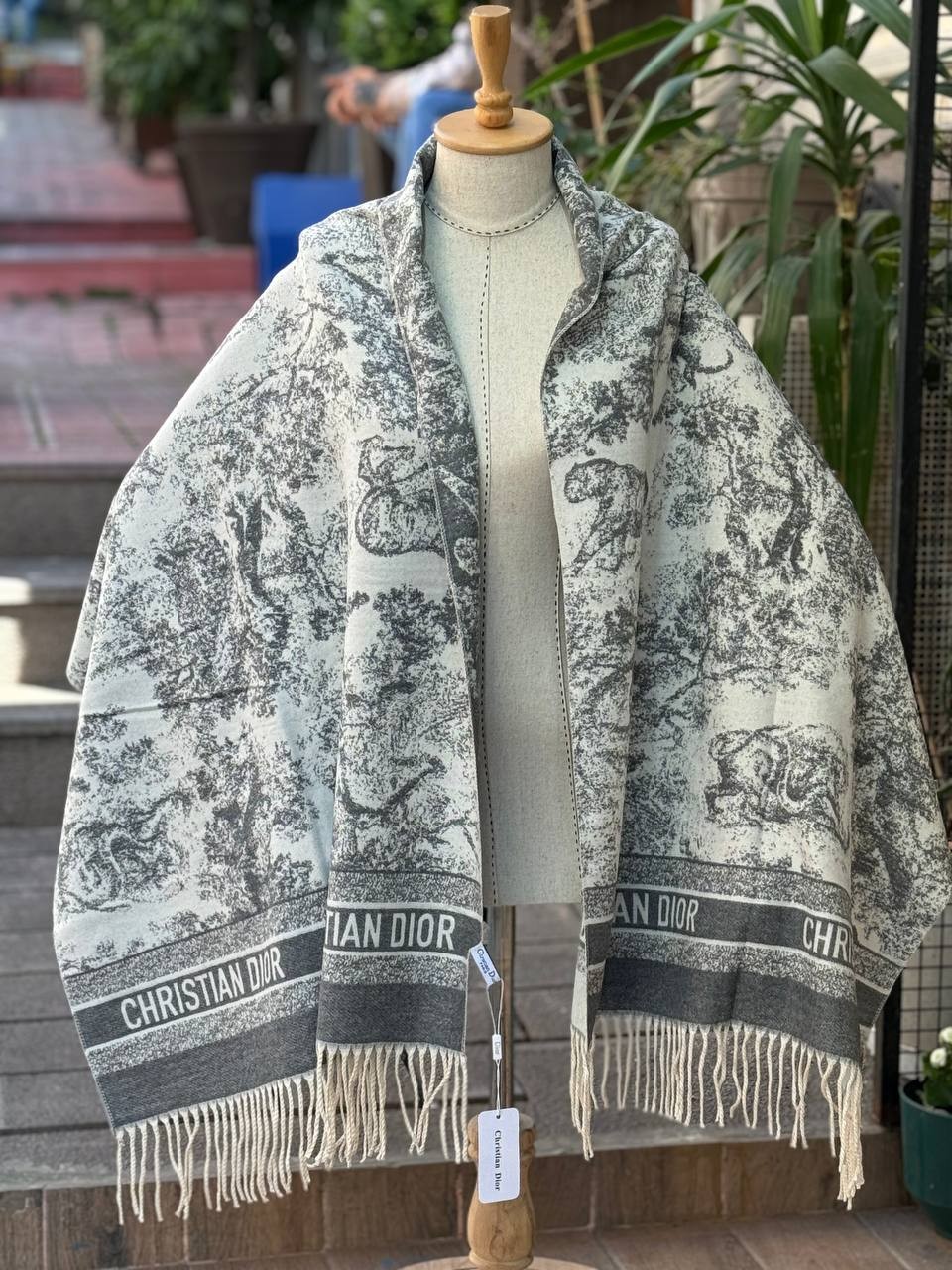 Highest Quality Cashmere Scarf , Luxury Scarfs - Gray