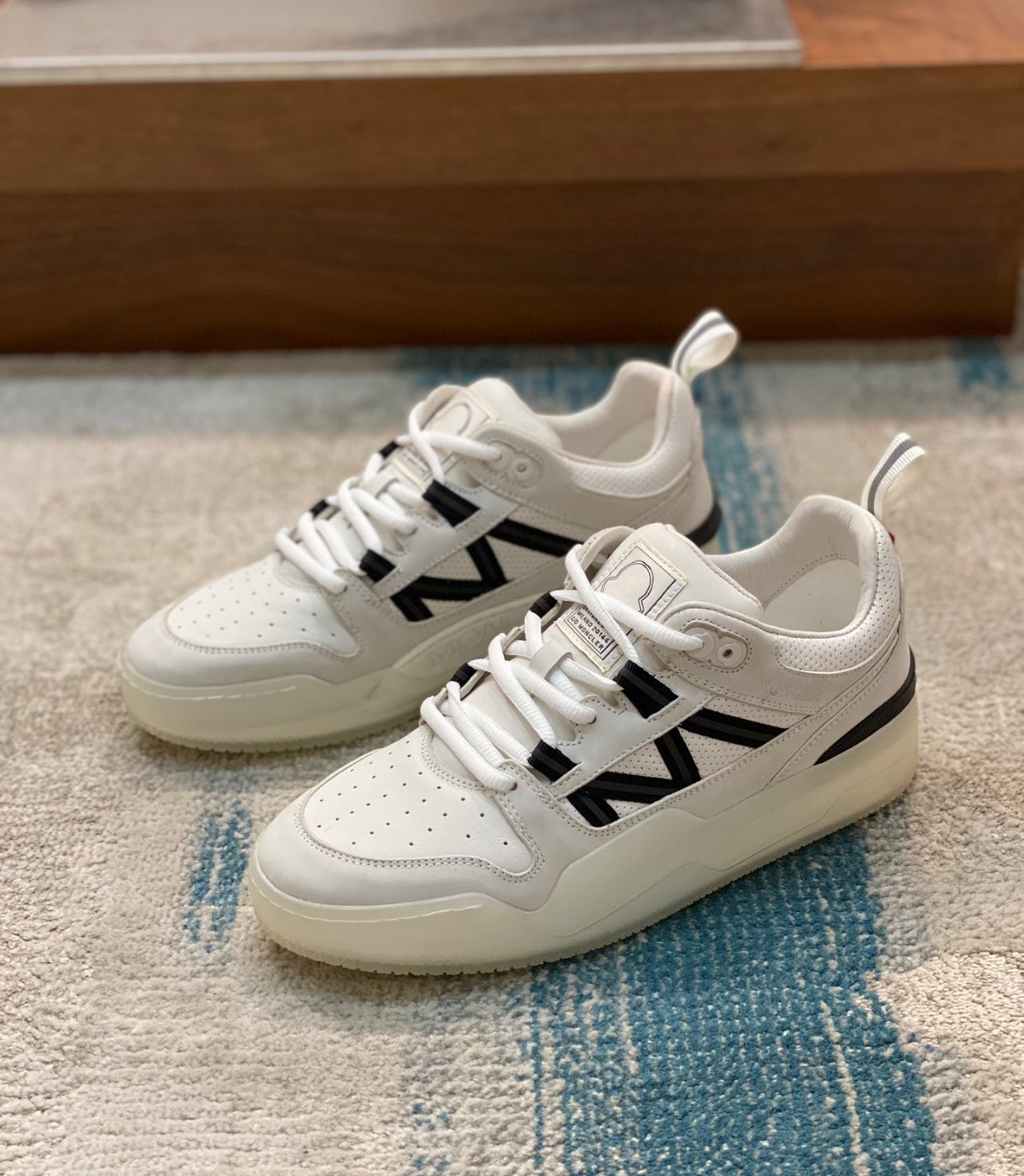 A+++ Quality Luxury Sneakers Unisex Shoes - Model 2