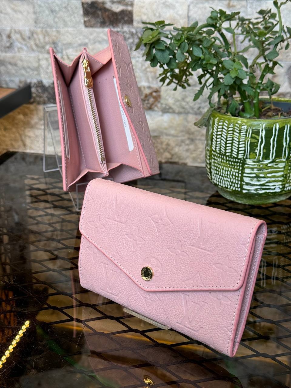 Leather Sarah Wallet, Highest Quality Luxury Wallets - Pink