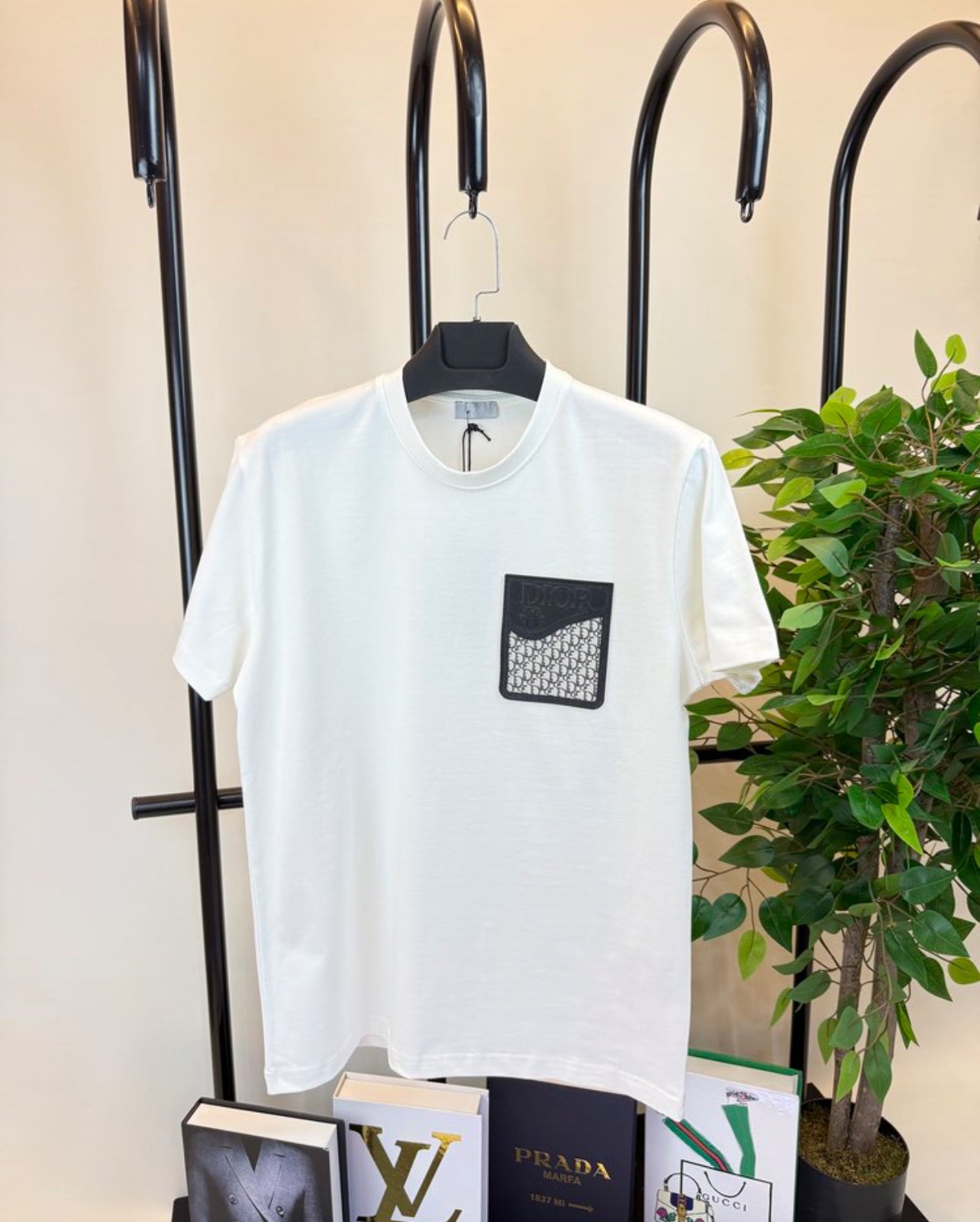  A+++ Quality  %100 Cotton  QR Code  Worldwide Express Shipping - White