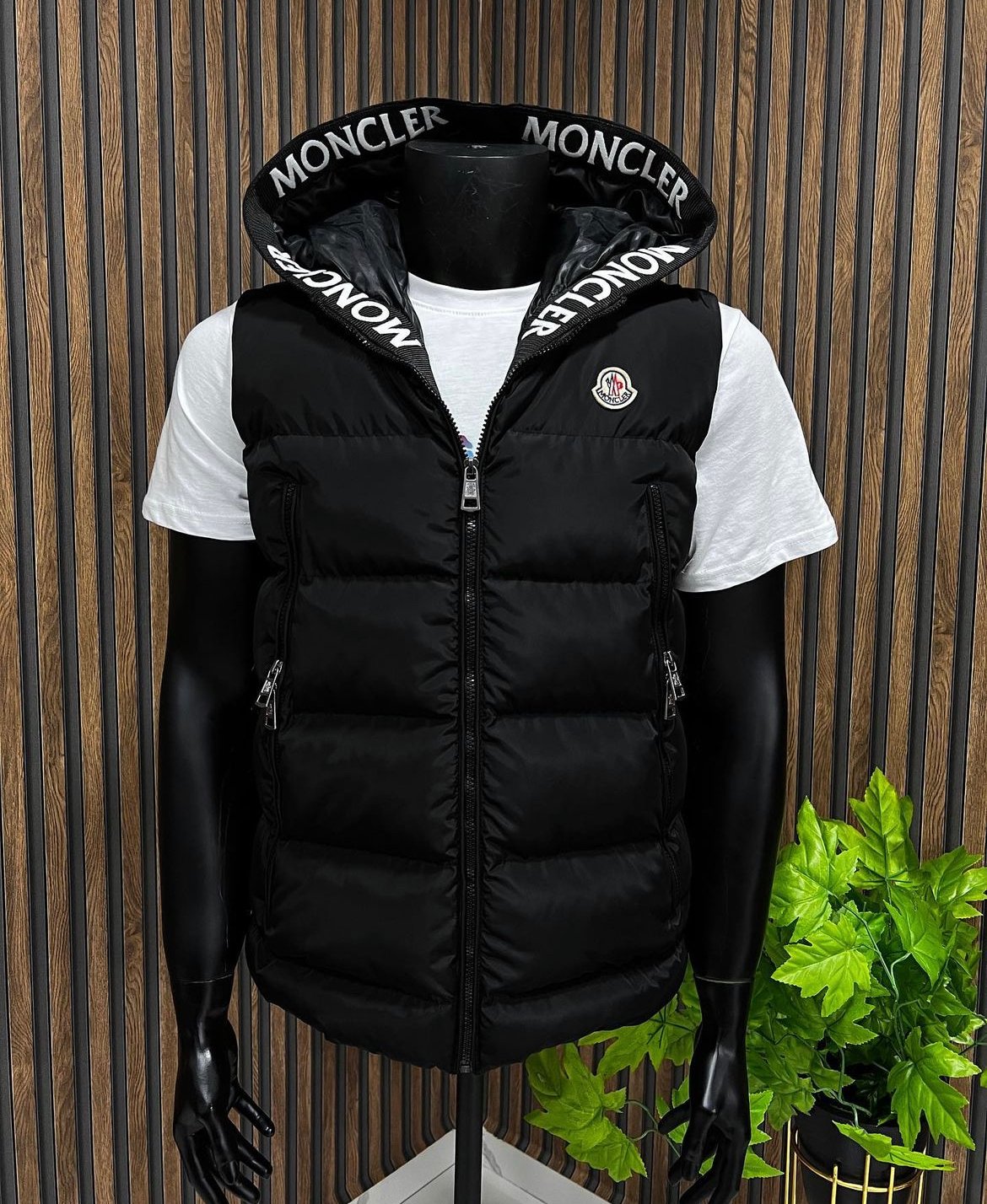 Highest Quality Black Letter Model Vest , Vests, Luxury Vests, Waterproof, Fashion Clothes