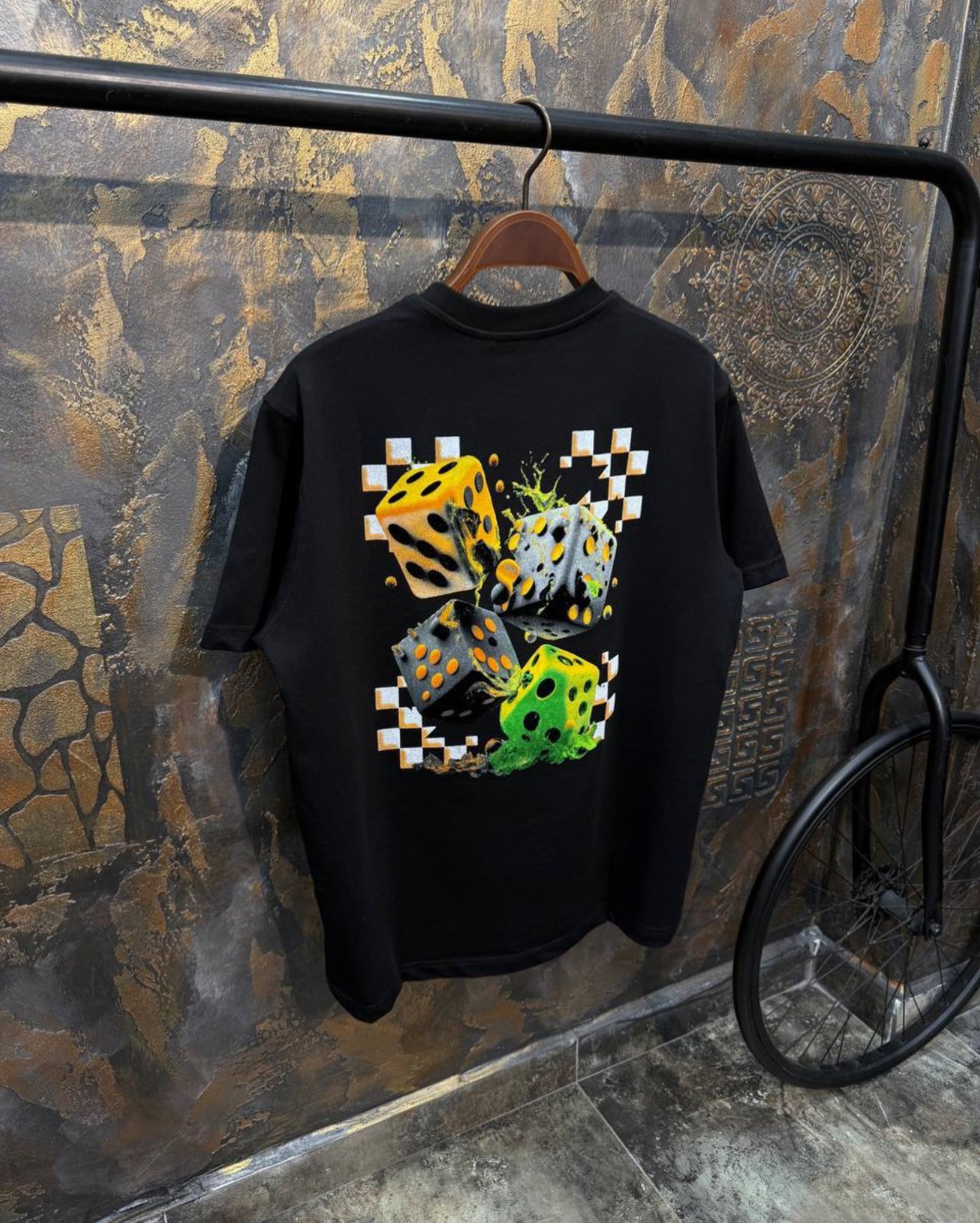  A+++ Quality  %100 Cotton T-shirt  QR Code  Worldwide Express Shipping - Black