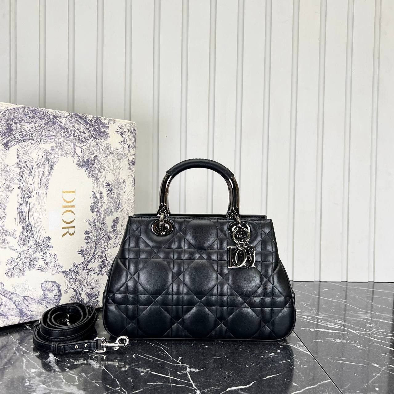Highest Quality The Lady 95.22 Medium Bag, Luxury Designer Bags