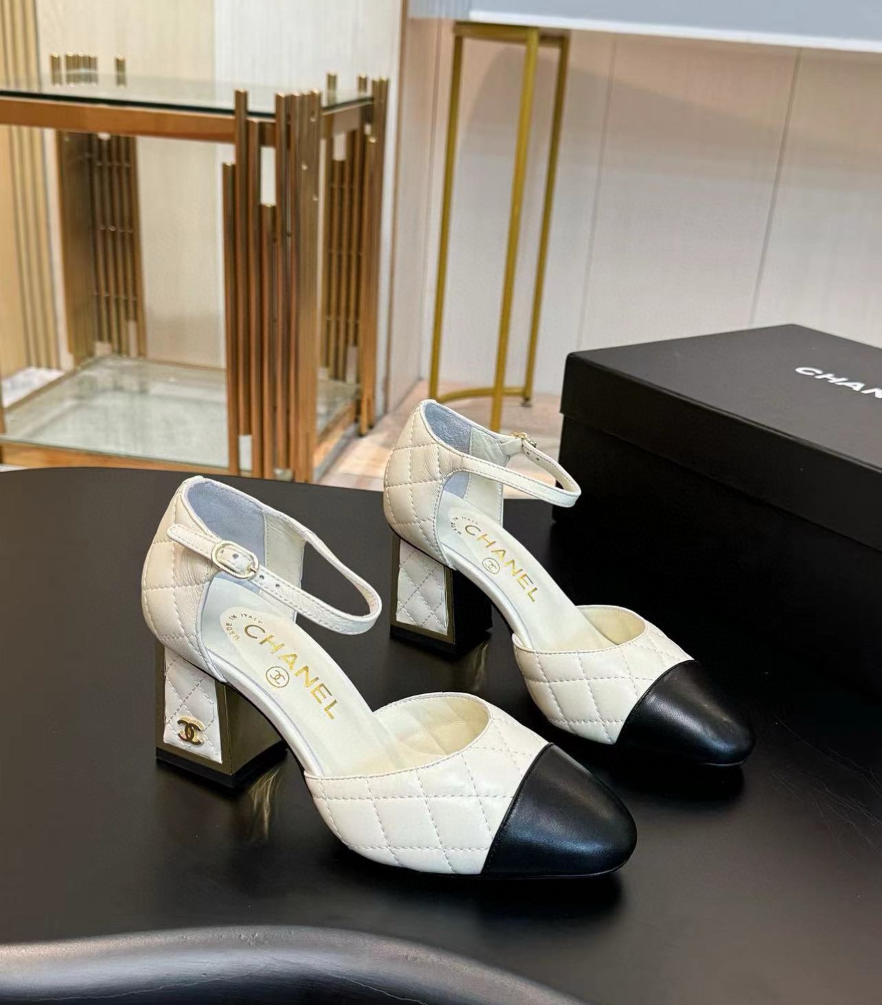A+++ Quality Luxury Designer Heeled Leather Sandals - White