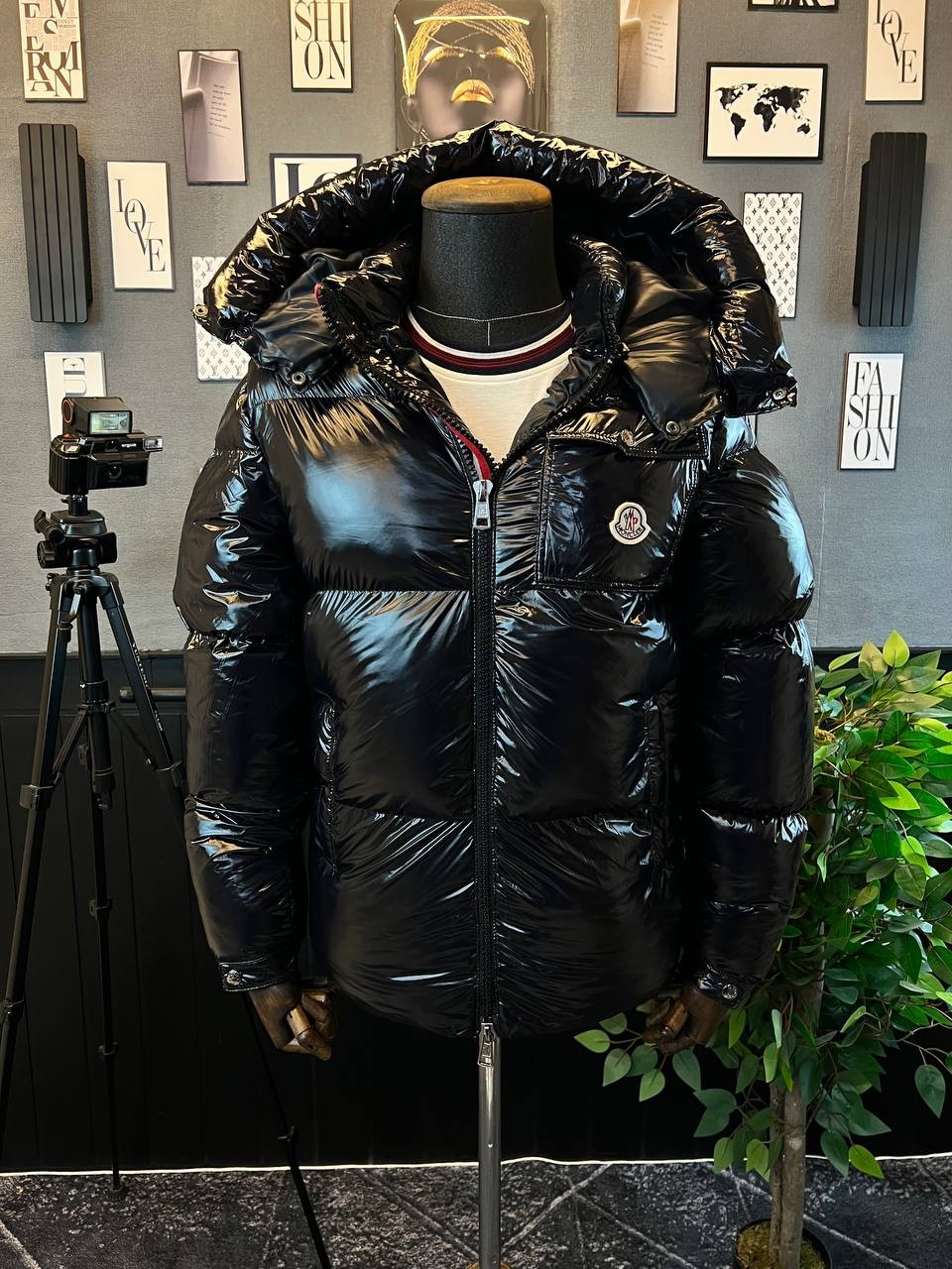 A++ Quality  QR Code  Luxury Shiny Coats, Fashion Jackets Worlwide Express Shipping