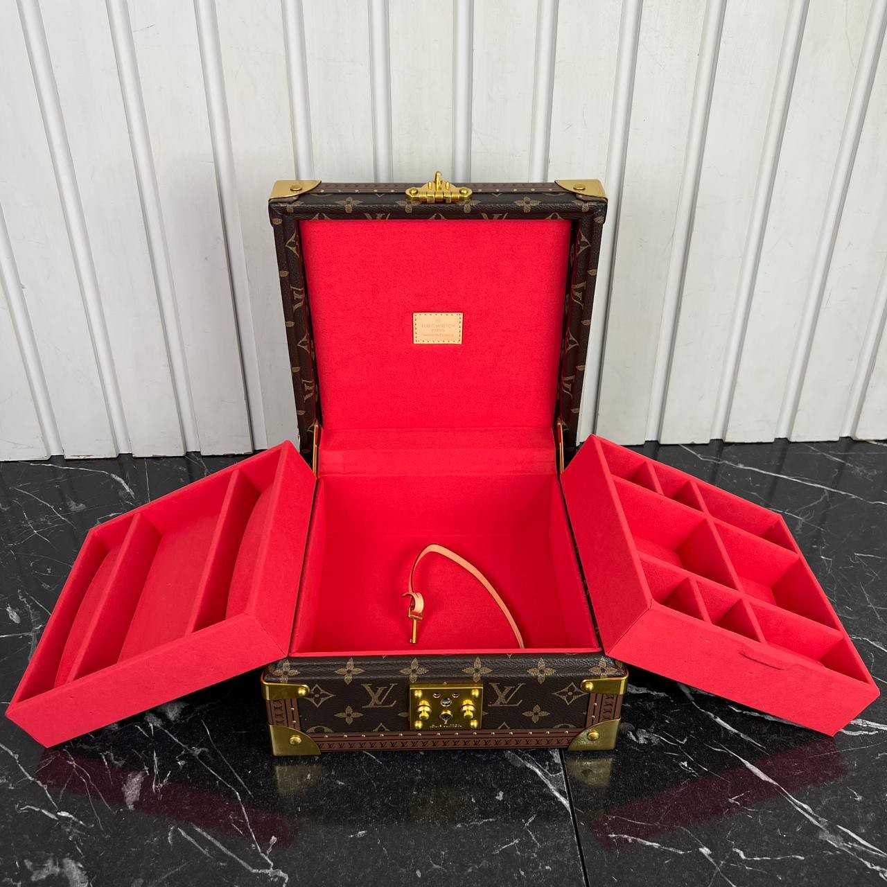 Vintage Model Highest Quality Jewelry Box