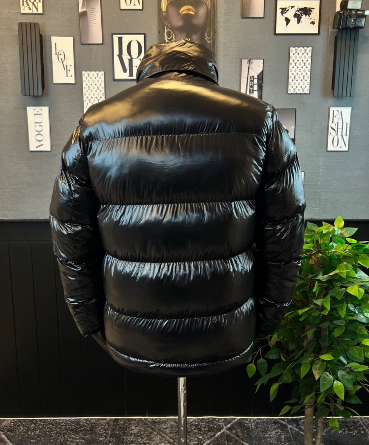 Highest Quality Coats, Shiny Model Fashion Coats, Black Jacjkets , Luxury Clothes, Mens Coats