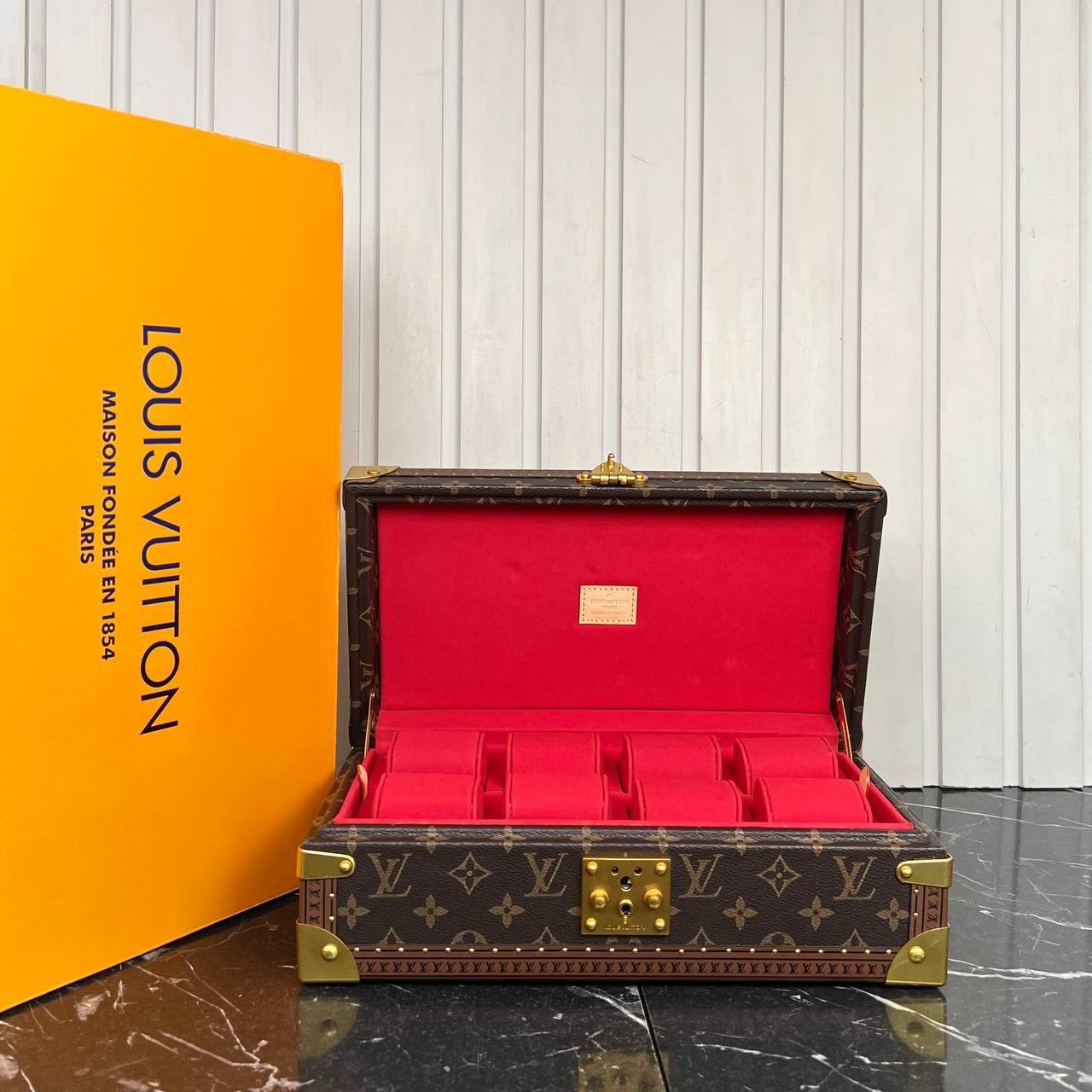 Vintage Model Highest Quality Watch Box