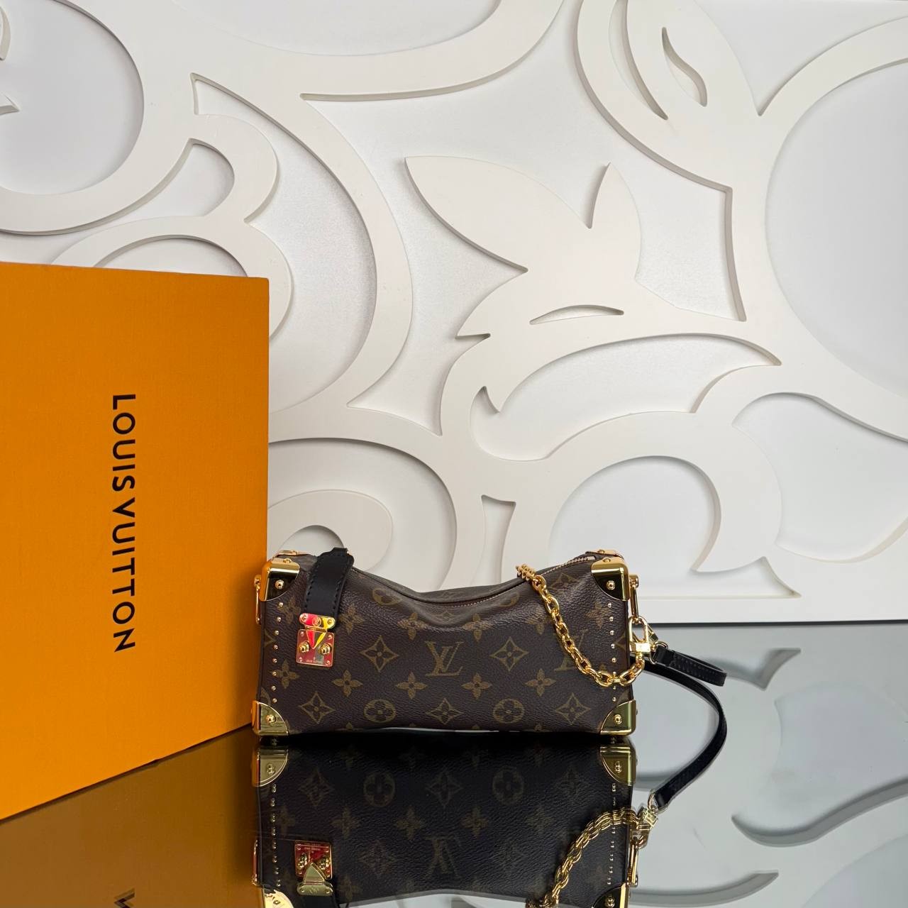 Highest Quality. Slim Trunk Bag , Fahion Designer Bag