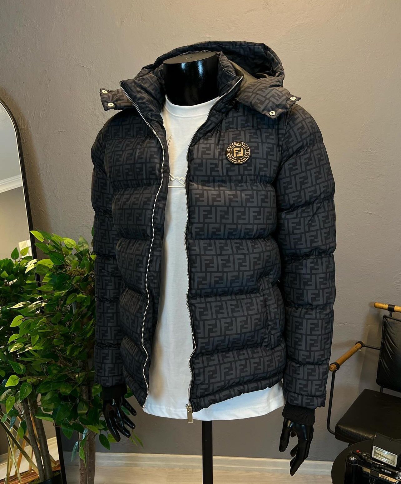 Highest Quality Jackets , Luxury Jackets , Fashion Jackets , Coats For Men