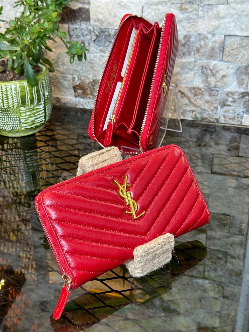 Luxury CLASSIC LONG ZIPPED WALLET, Highest Quality Fashion Wallet