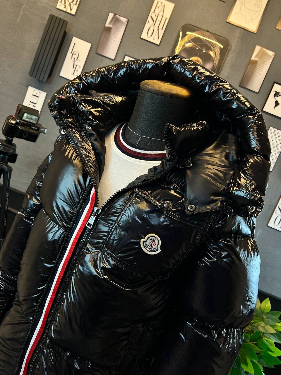 A++ Quality  QR Code  Luxury Shiny Coats, Fashion Jackets Worlwide Express Shipping