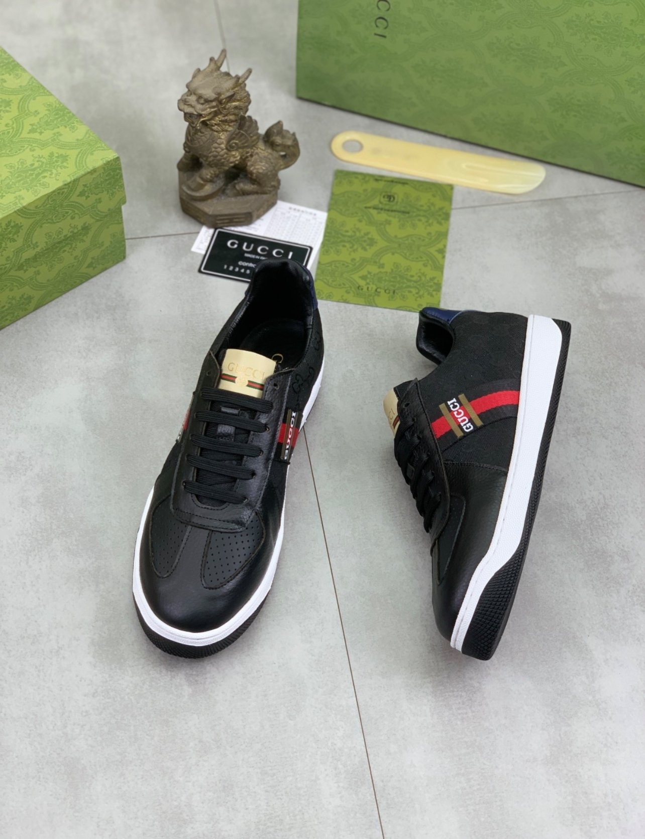 A+++ Quality Luxury Sneakers Unisex Shoes - Model 5