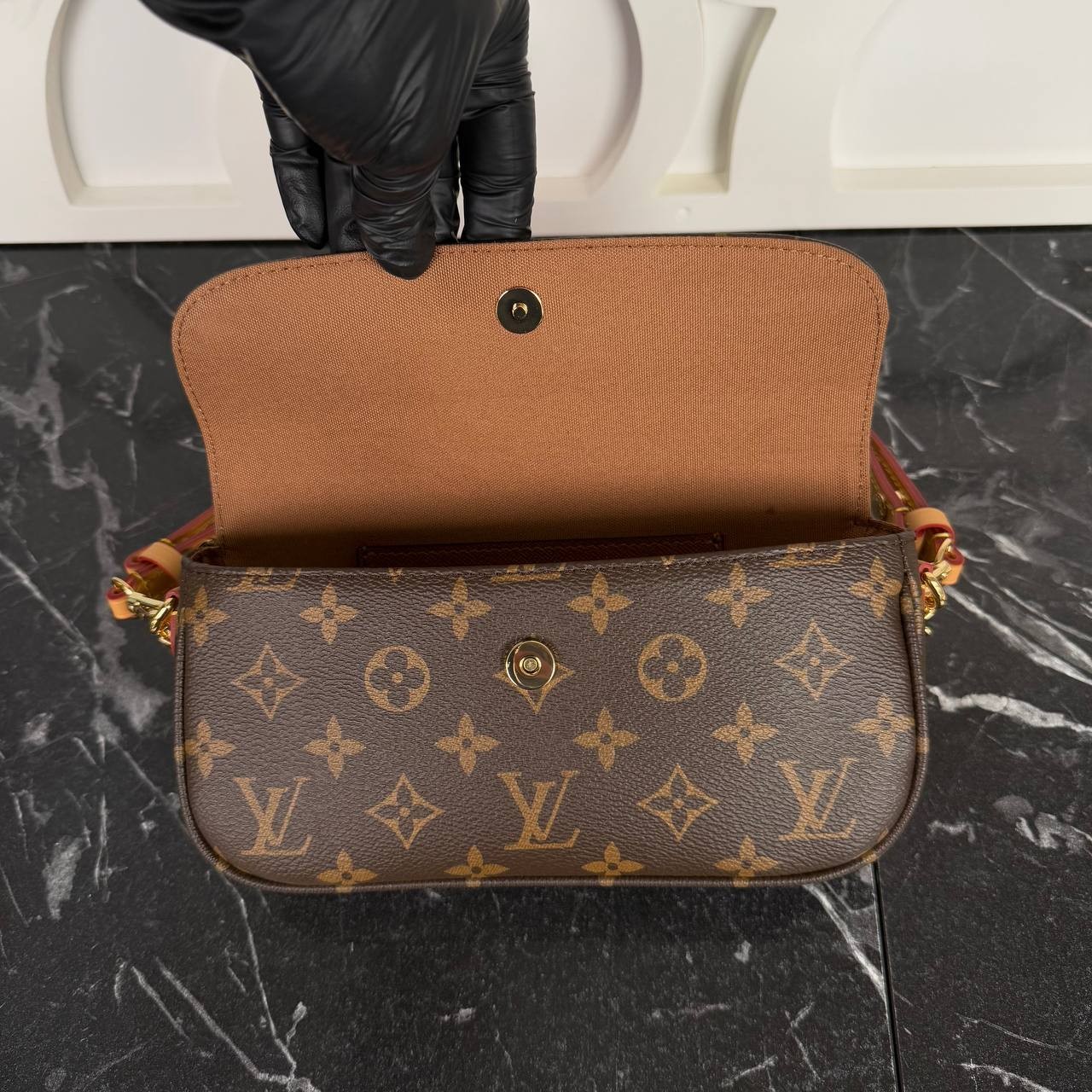 Highest Quality Ivy Wallet on Chain Bags , Luxury Bags