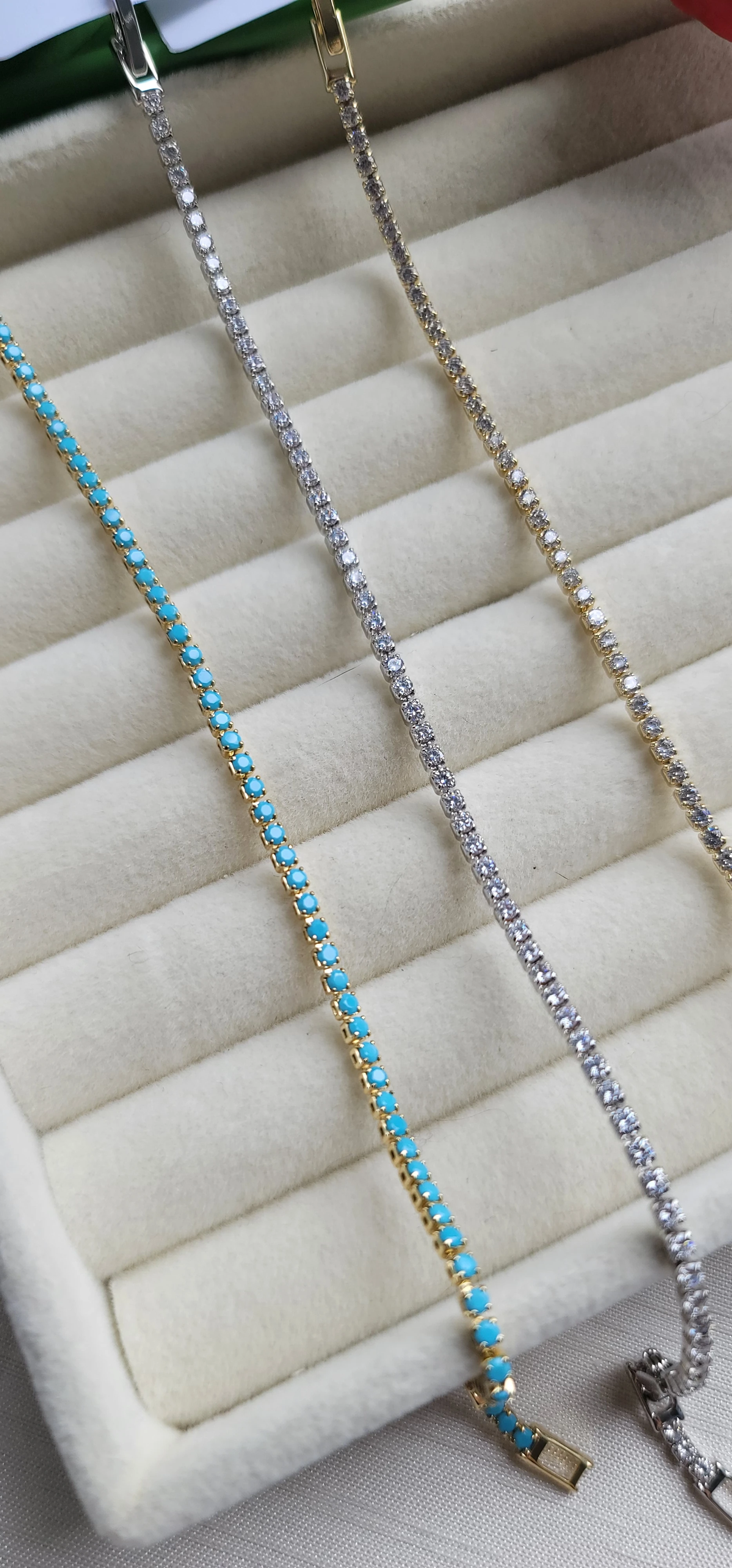 Xuping ince su yolu bileklik