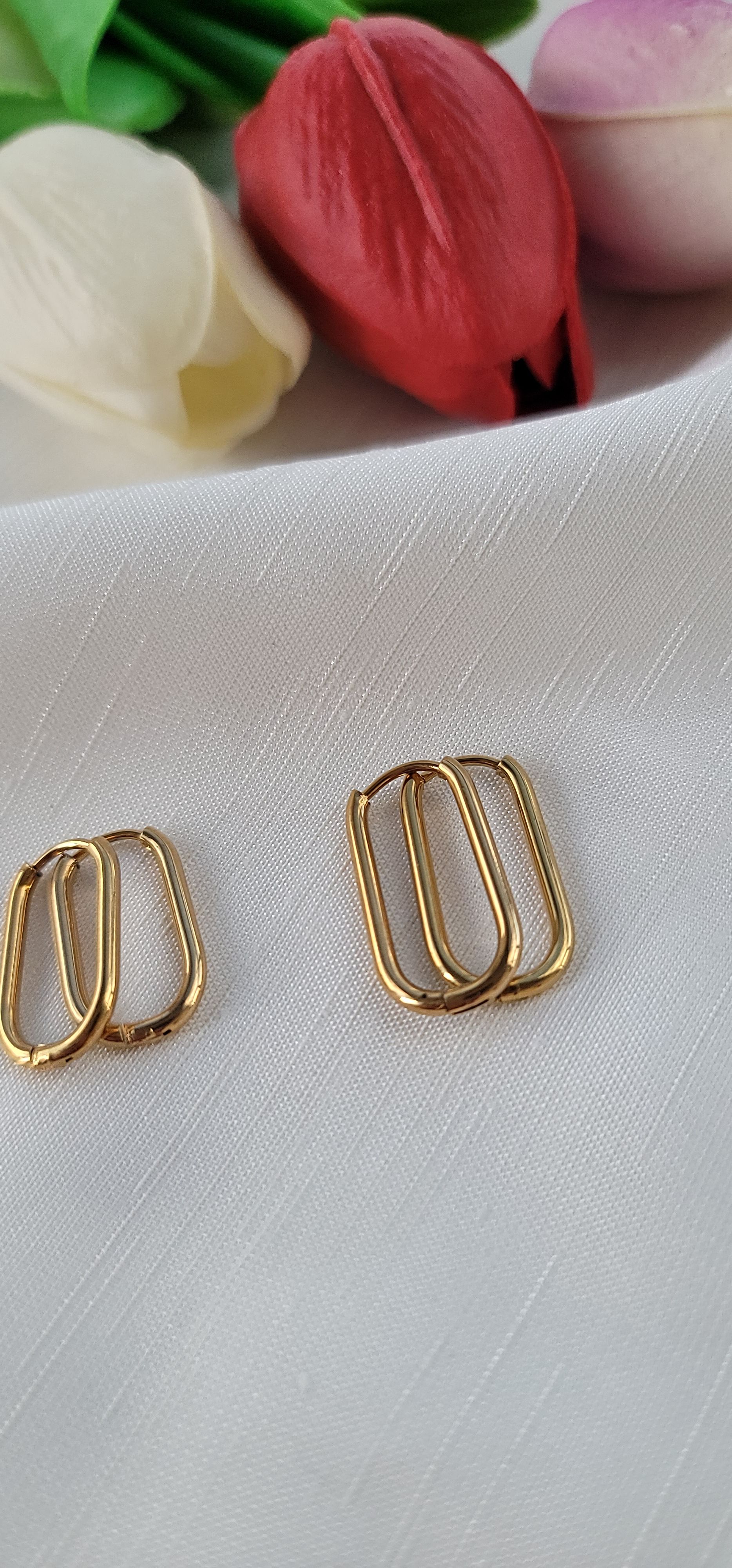 Oval küpe