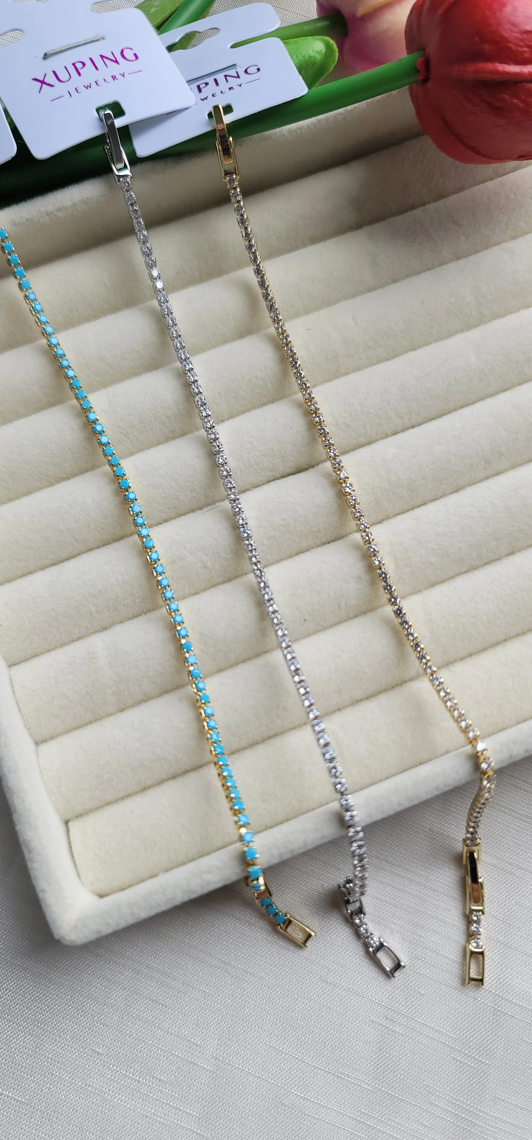 Xuping ince su yolu bileklik