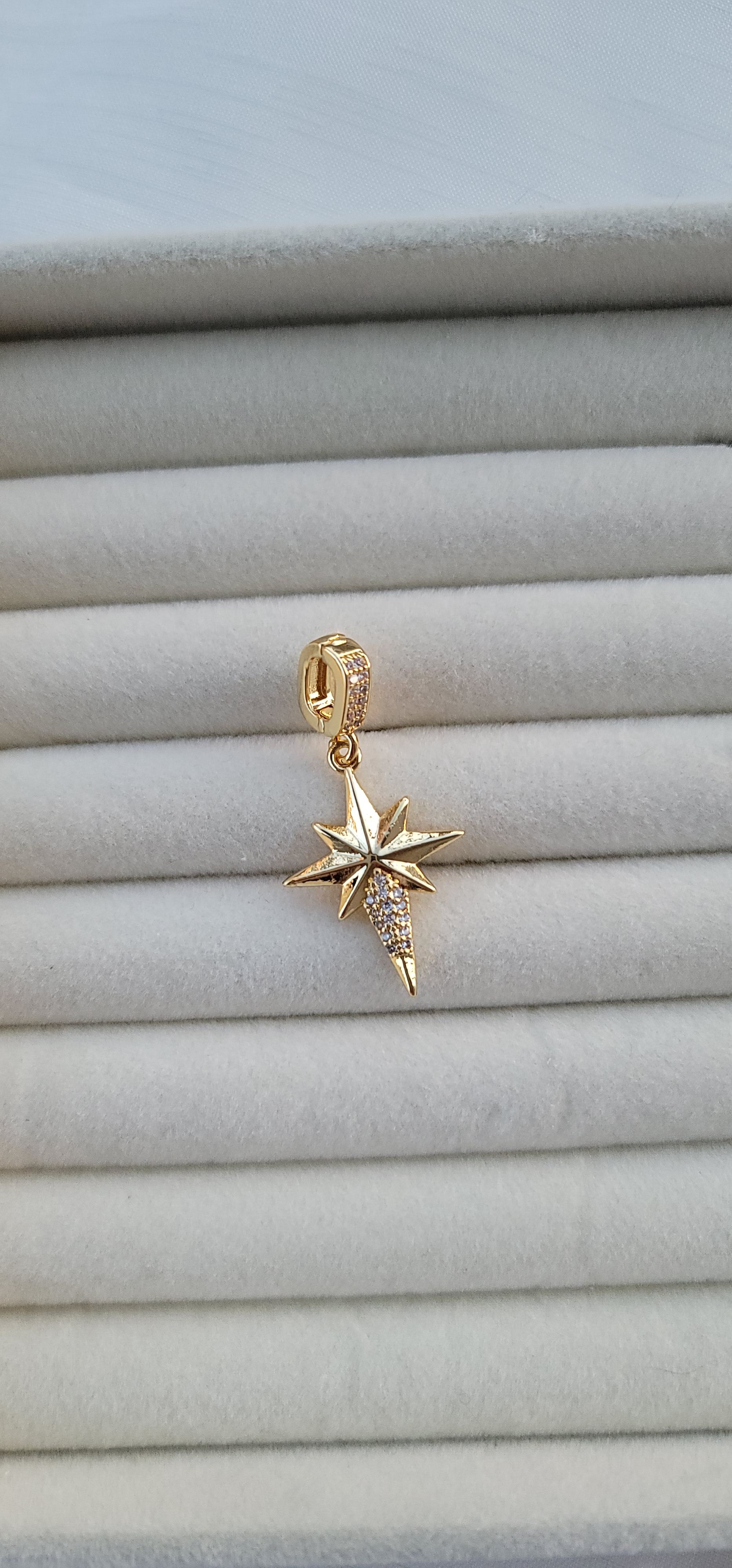 Gold kuzey yıldızı charm