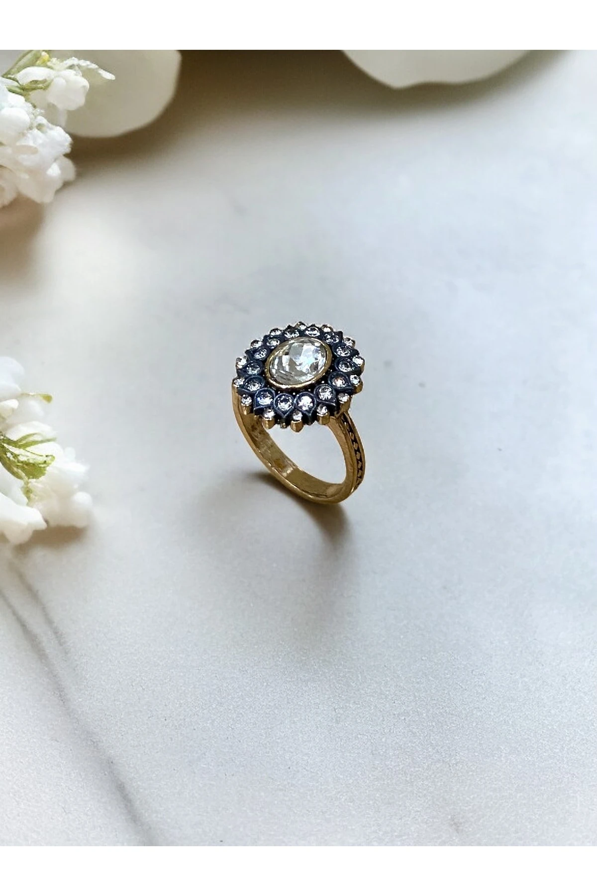 Kristal Oval Taşlı Yüzük