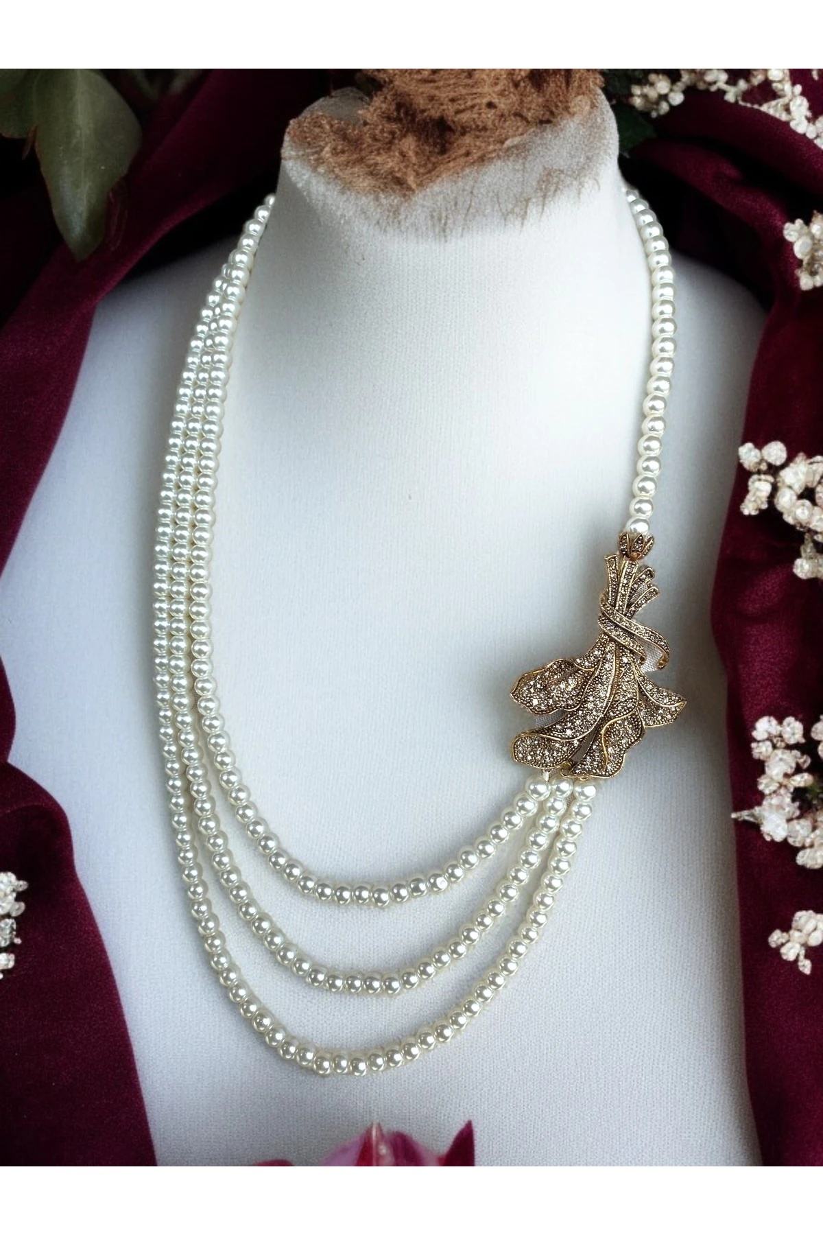 Zirkon Taşlı Çiçek Buketi Figürlü İnci Kolye