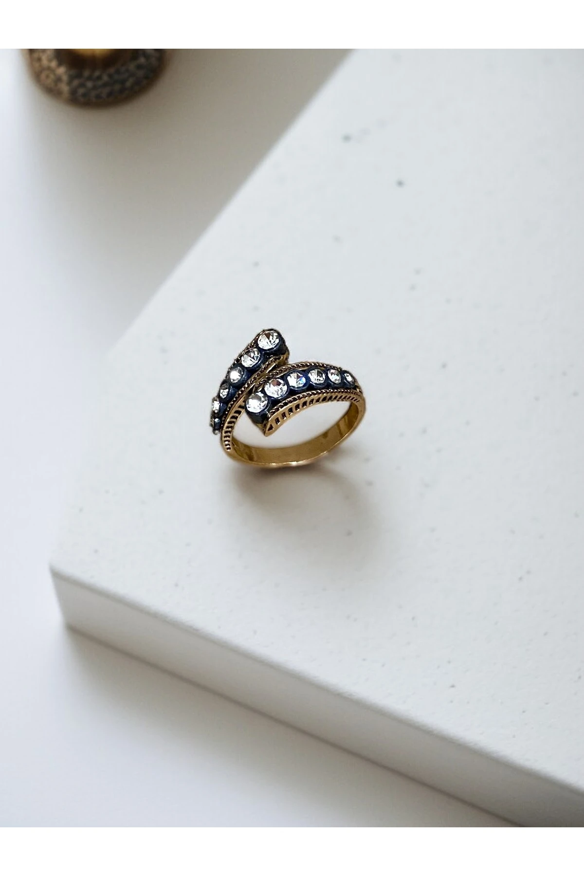 Elmas Montür Zirkon Taşlı Yüzük