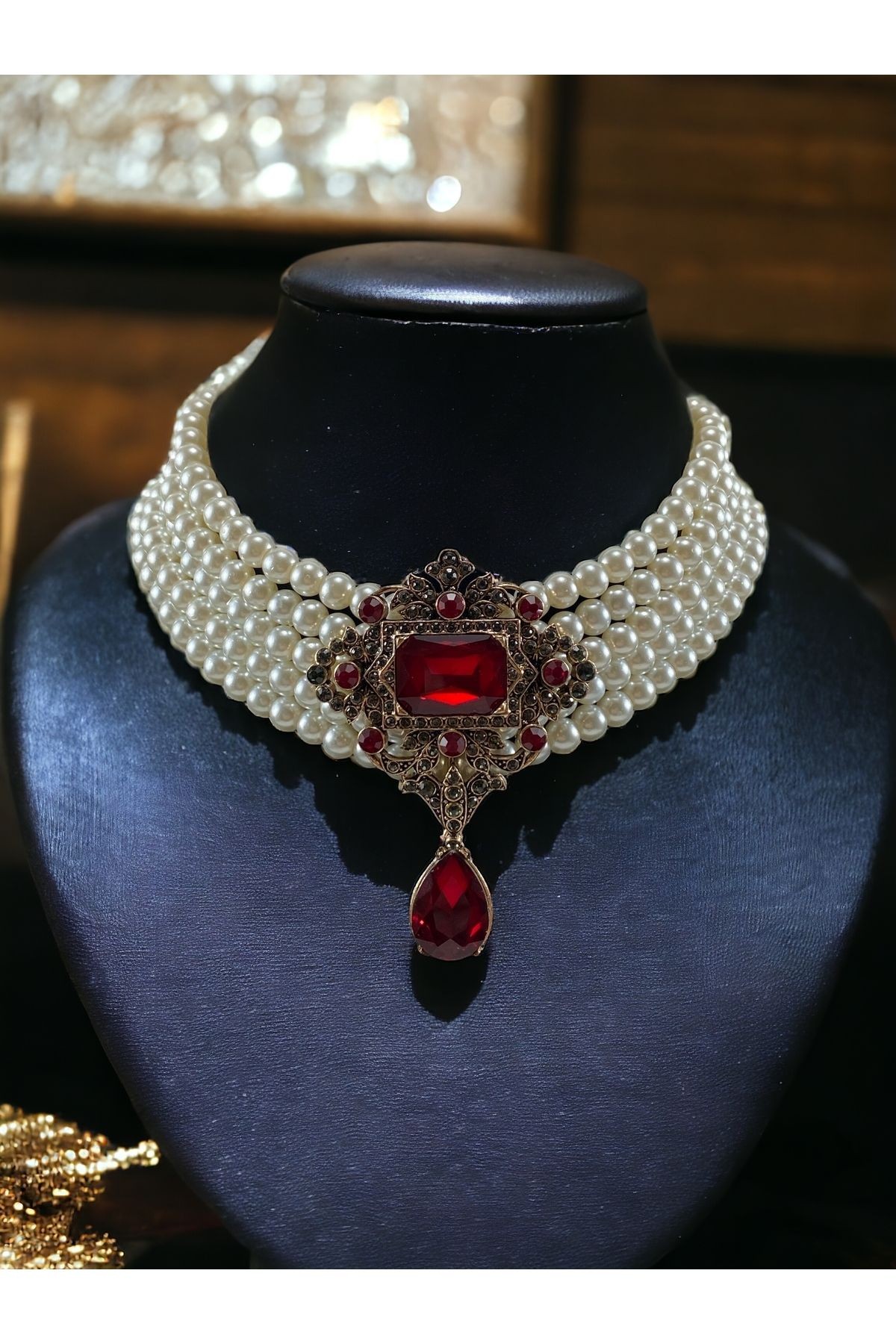 Baget ve Su Damlası Taşlı İnci Choker Kolye - kırmızı