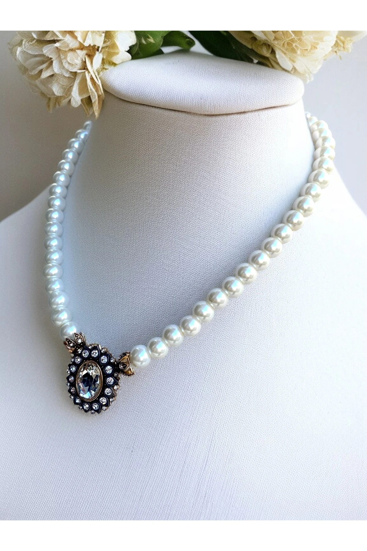 Kristal Oval Taşlı İnci Kolye