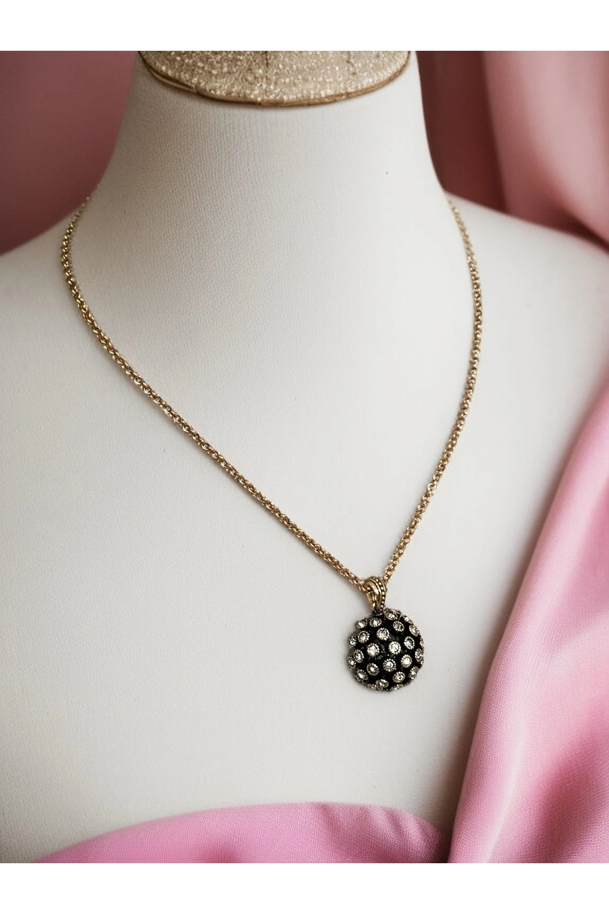 Zirkon Taşlı Yuvarlak Otantik Kolye