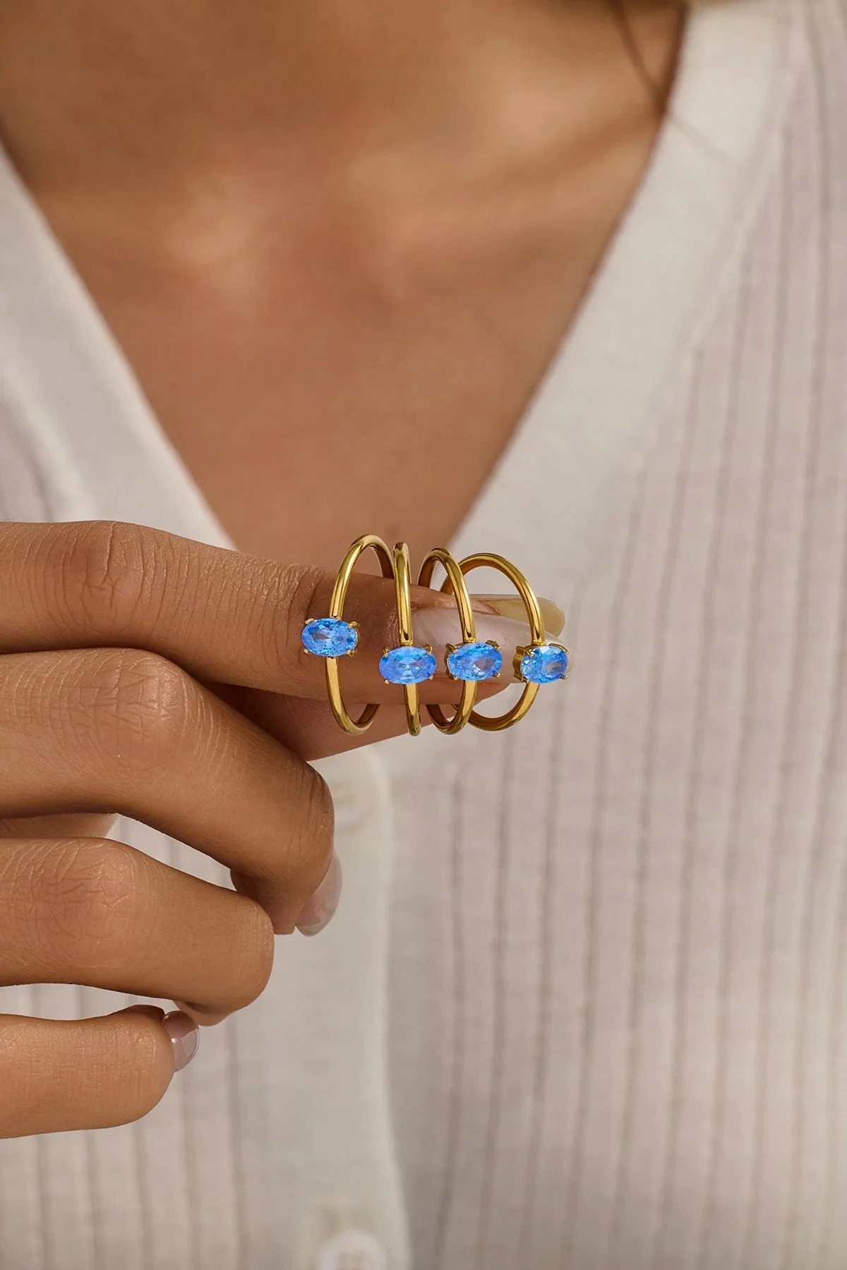 Zirkon Taşlı Oval Tek Taş Altın Kaplama Yüzük 1 Adet