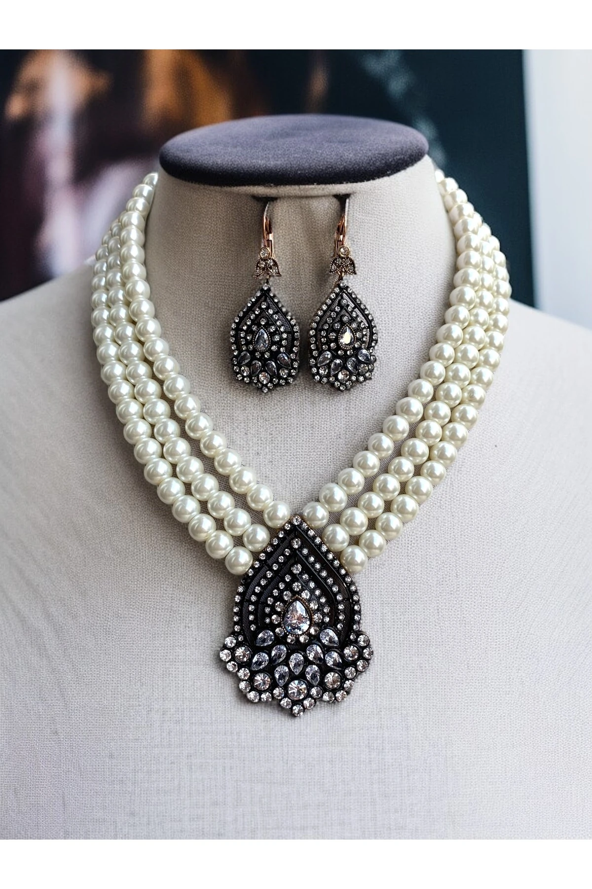 Zirkon Taşlı Tasarım Inci Kolye ve Küpe Seti