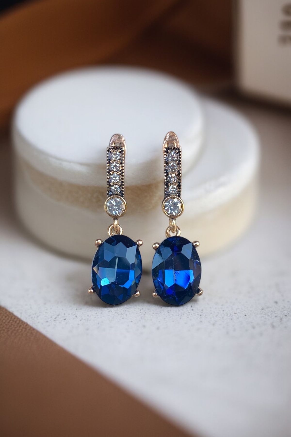 Kristal Taşlı Oval Küpe - mavi