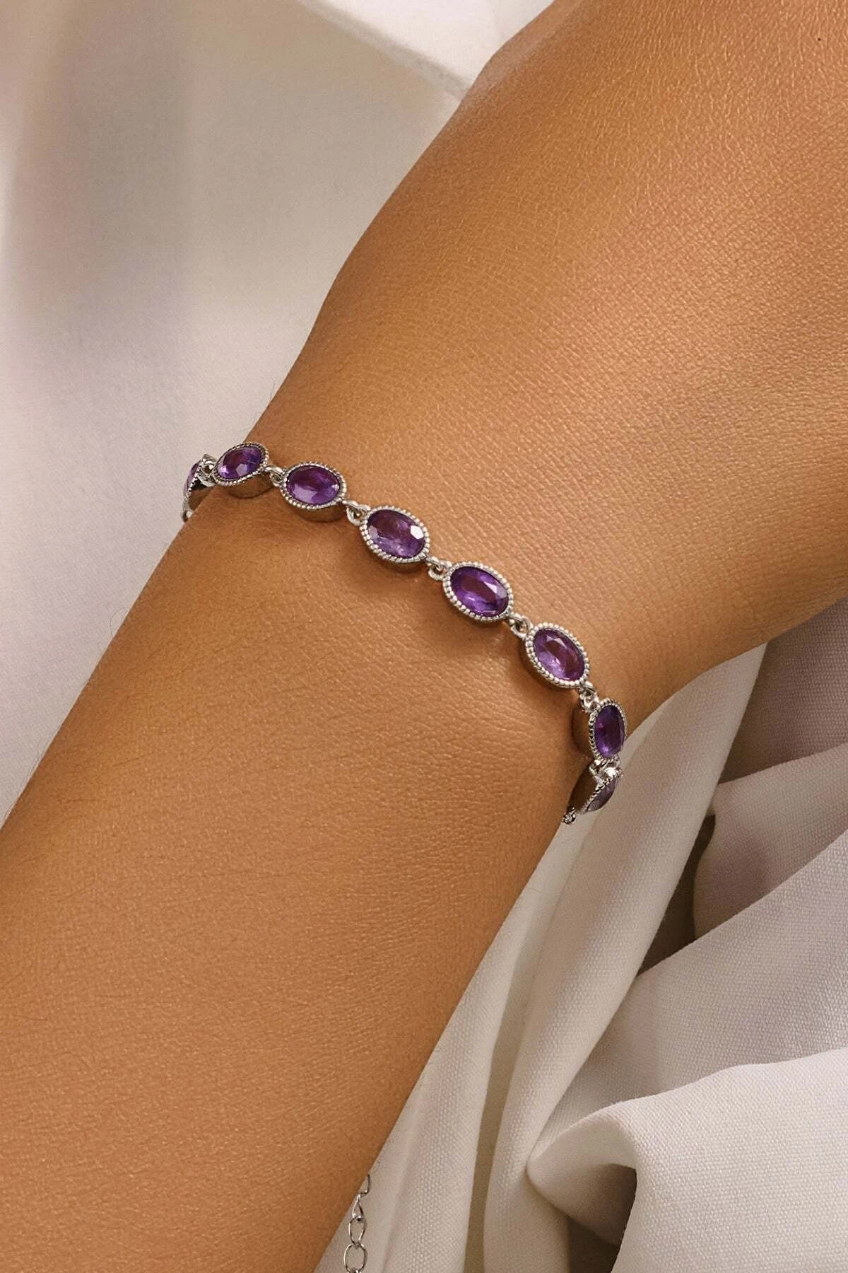 Ametist Doğal Taşlı Beyaz Altın Kaplama Bileklik