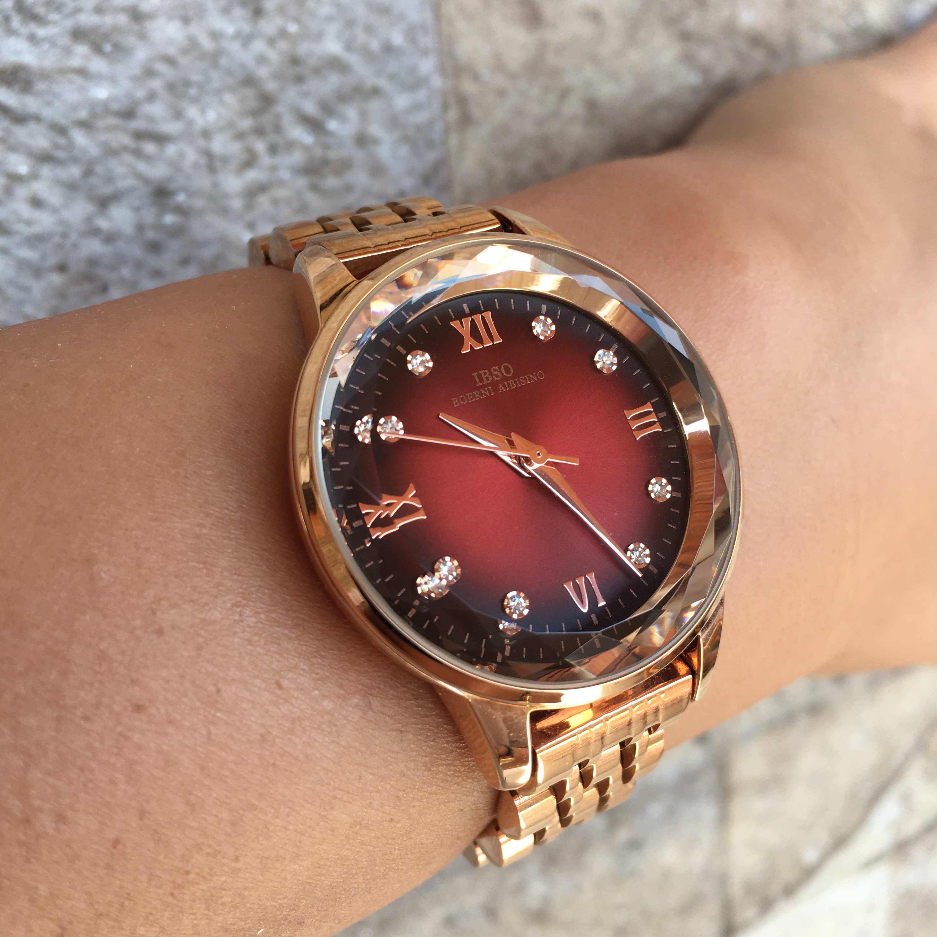 IBSO TAŞLI BORDO KADRAN ZARİF VE ŞIK KADIN KOL SAATİ - Rose Gold
