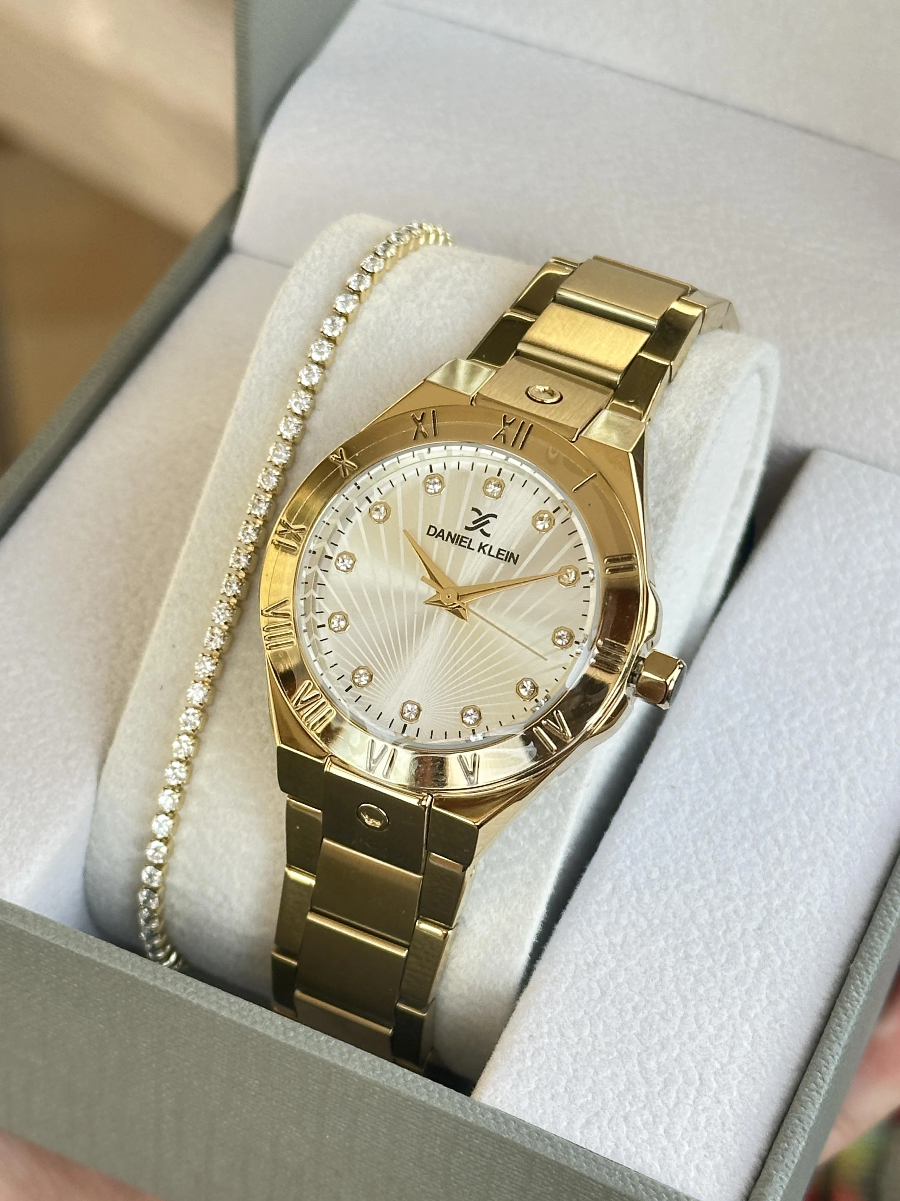 DANİEL KLEİN BİLEKLİK HEDİYELİ KADIN KOL SAATİ