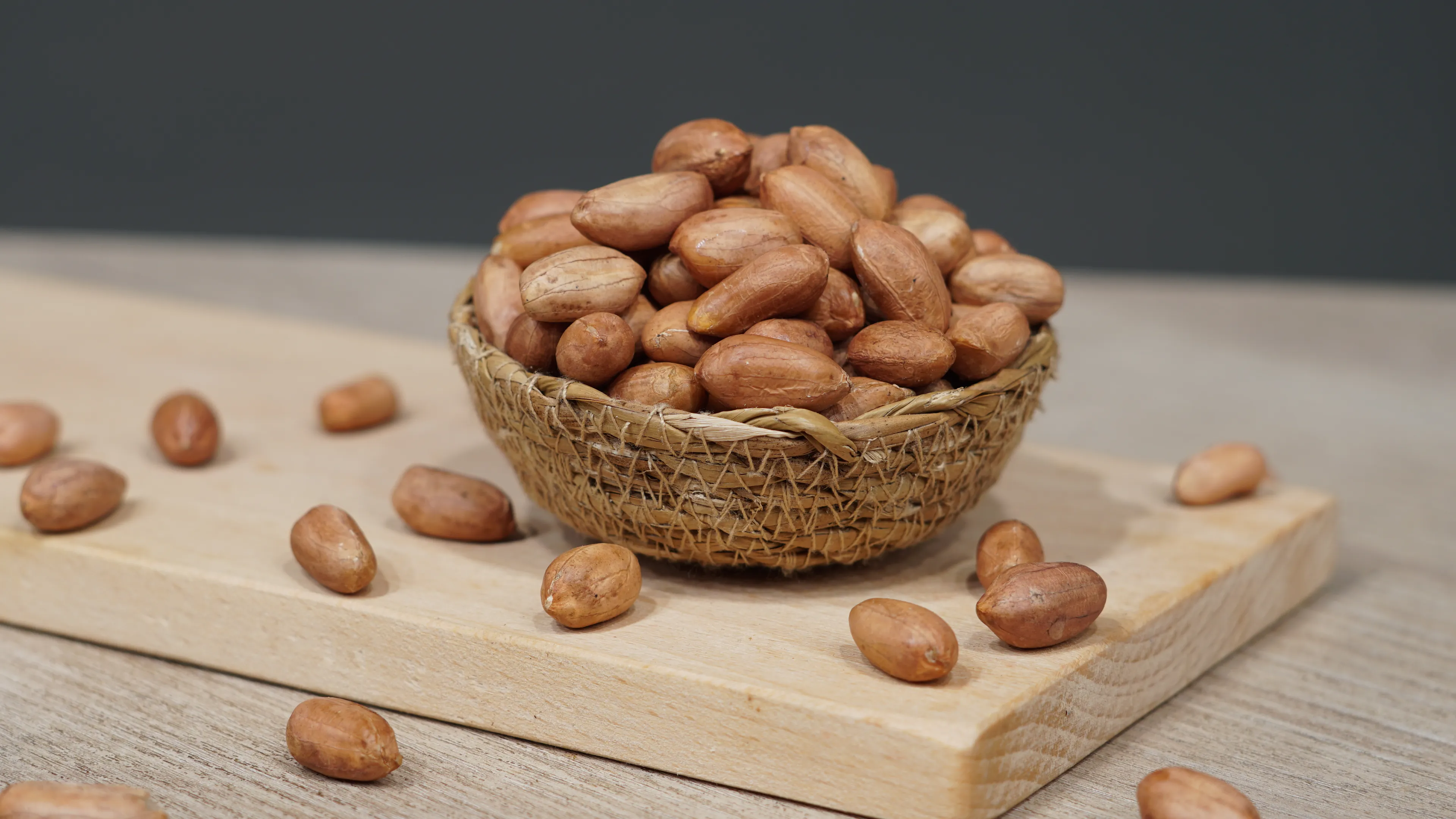 Çiğ Yer Fıstığı