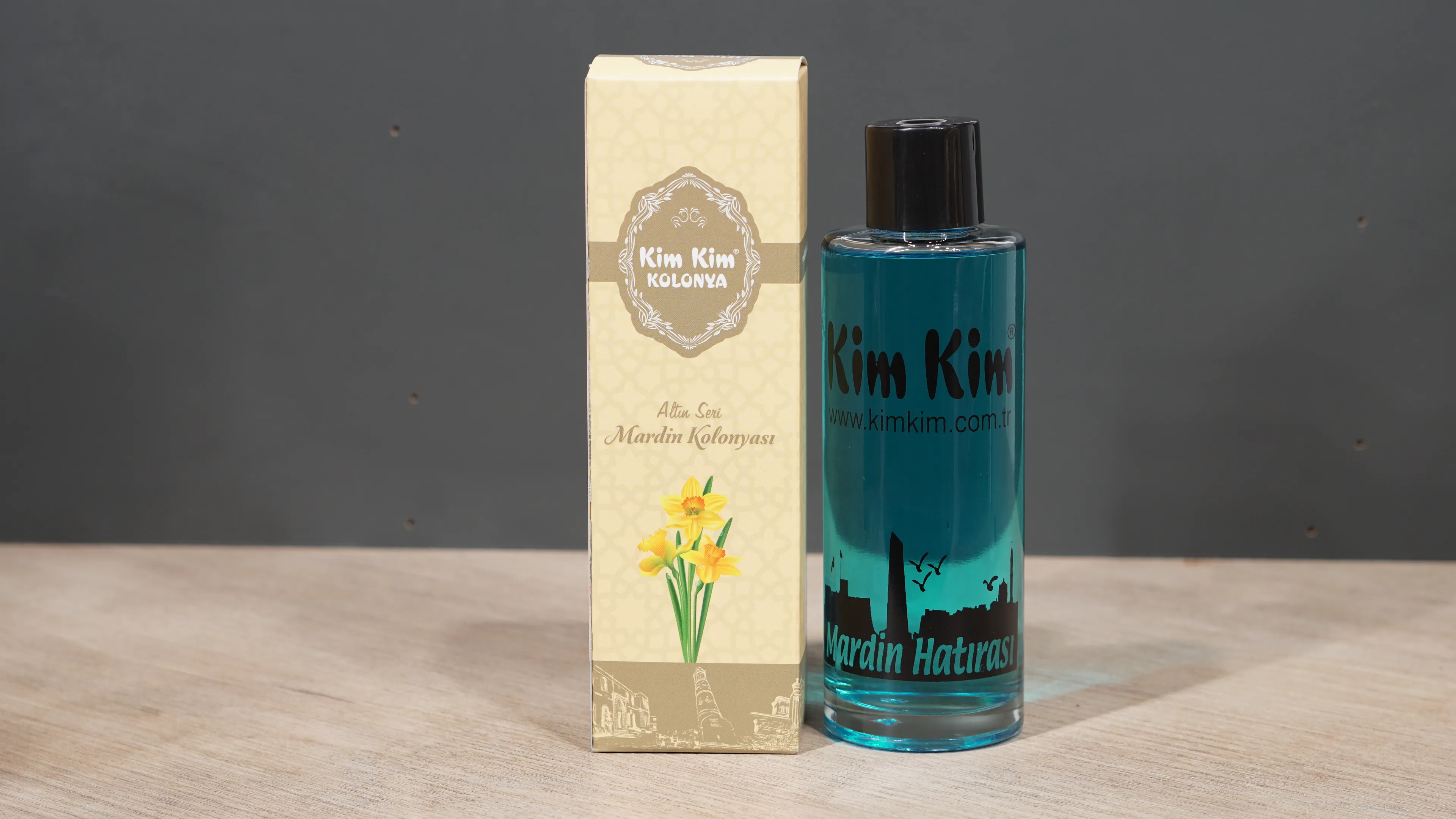 Mardin Hatırası Defne Yaprağı Kolonyası - 500 Gr