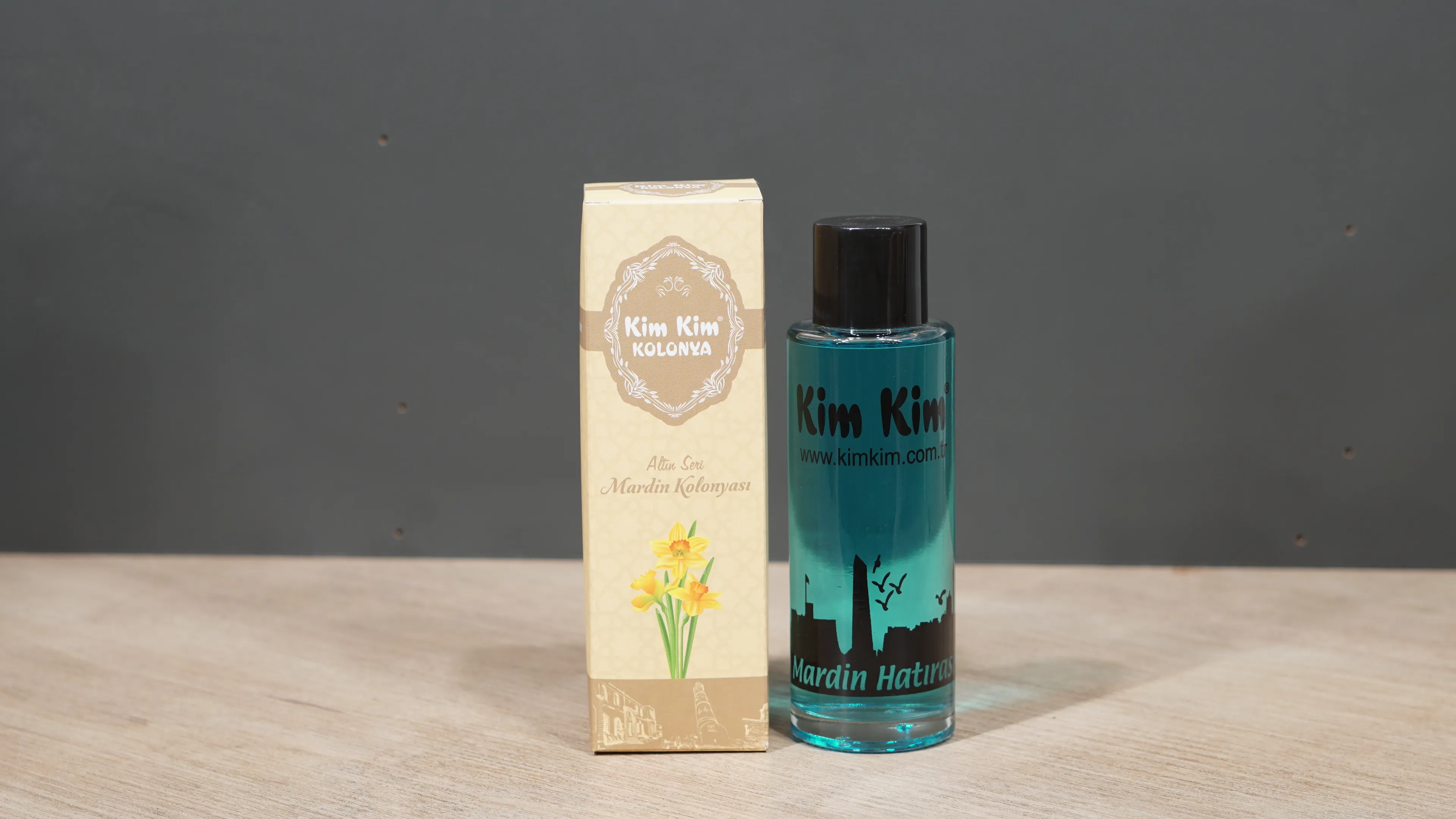 Mardin Hatırası Defne Yaprağı Kolonyası - 250 Gr