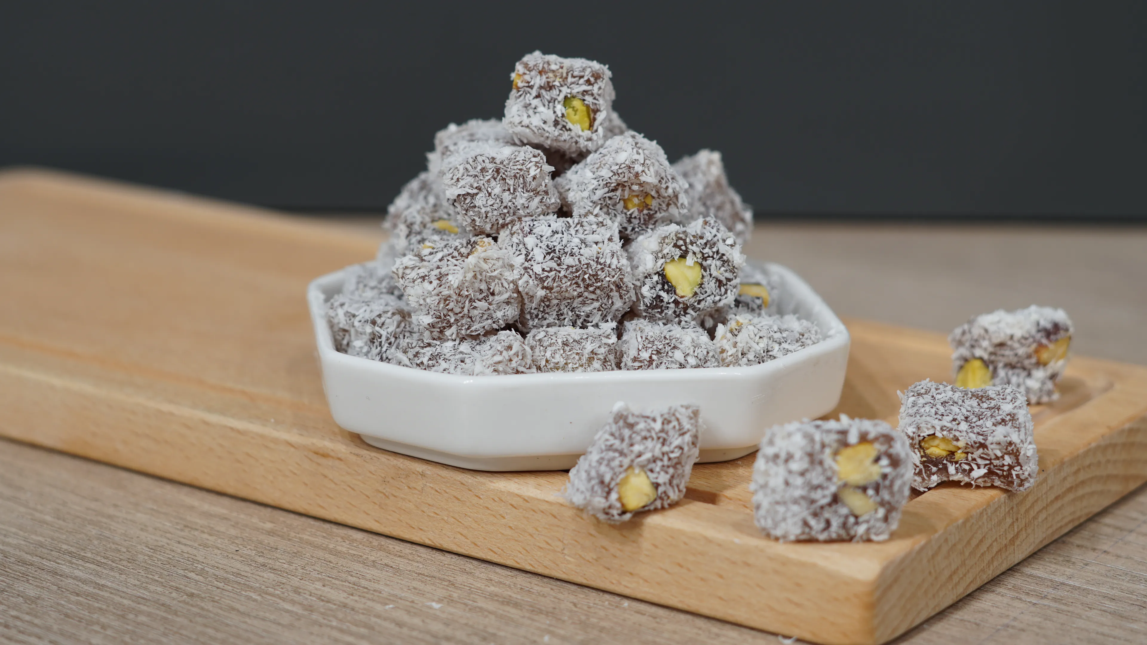 Çifte Kavrulmuş Sade Hindistan Cevizli Lokum