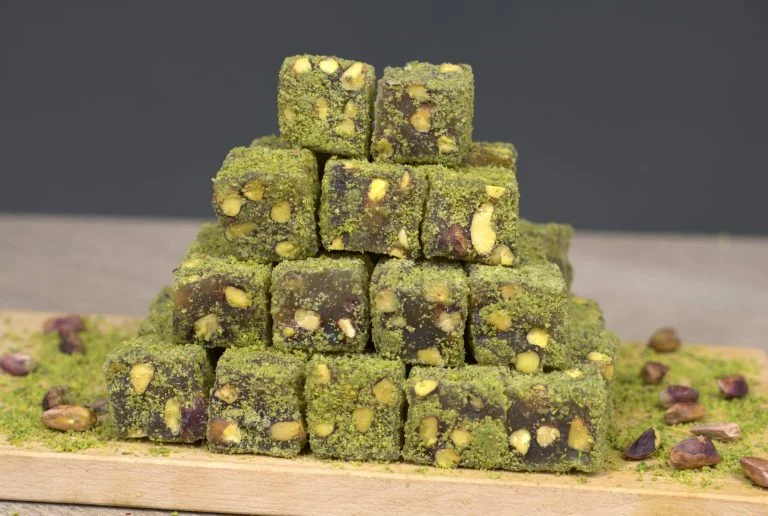 Toz Antep Fıstık Kaplı Çifte Kavrulmuş Antep Fıstıklı Lokum - 1 Kg