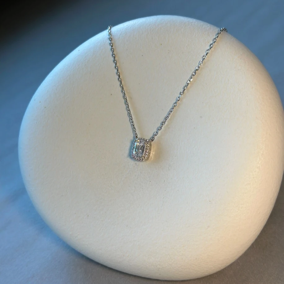 925 Ayar Gümüş Baget Taşlı Kolye