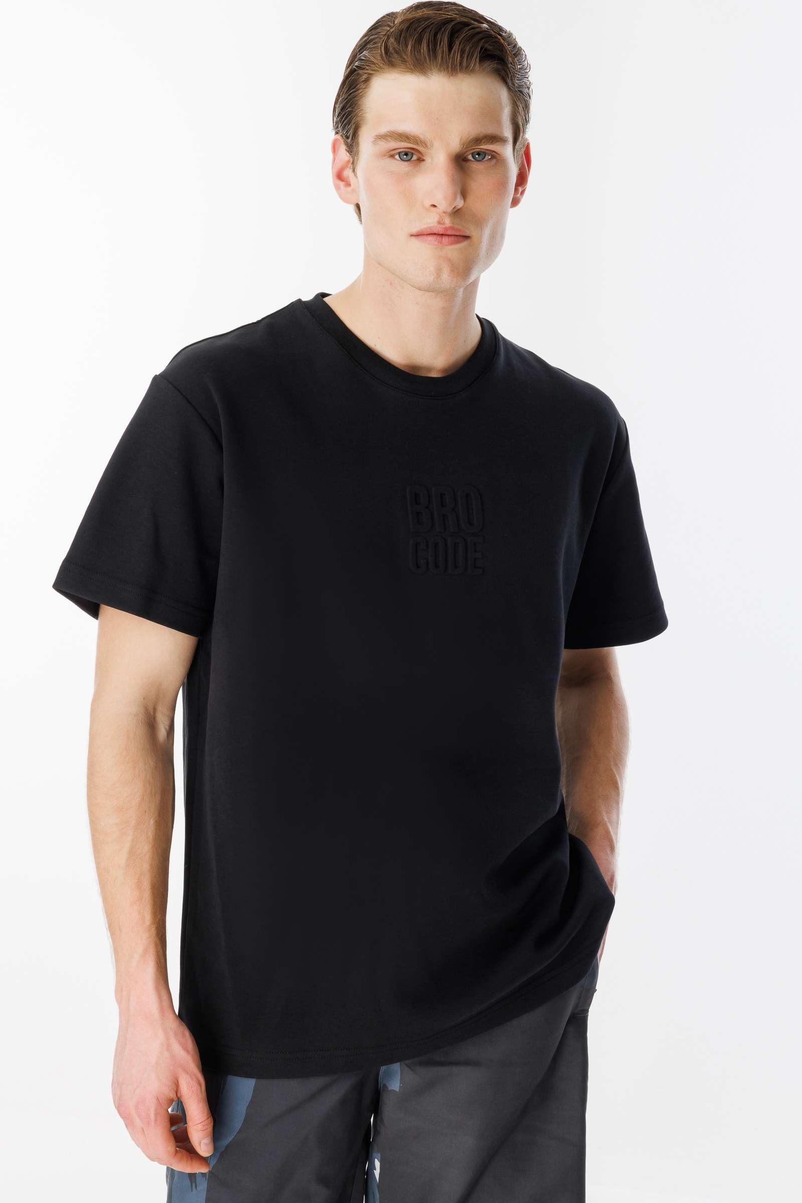 BroCode Limitless Erkek Siyah Tişört (BCT25087-02)