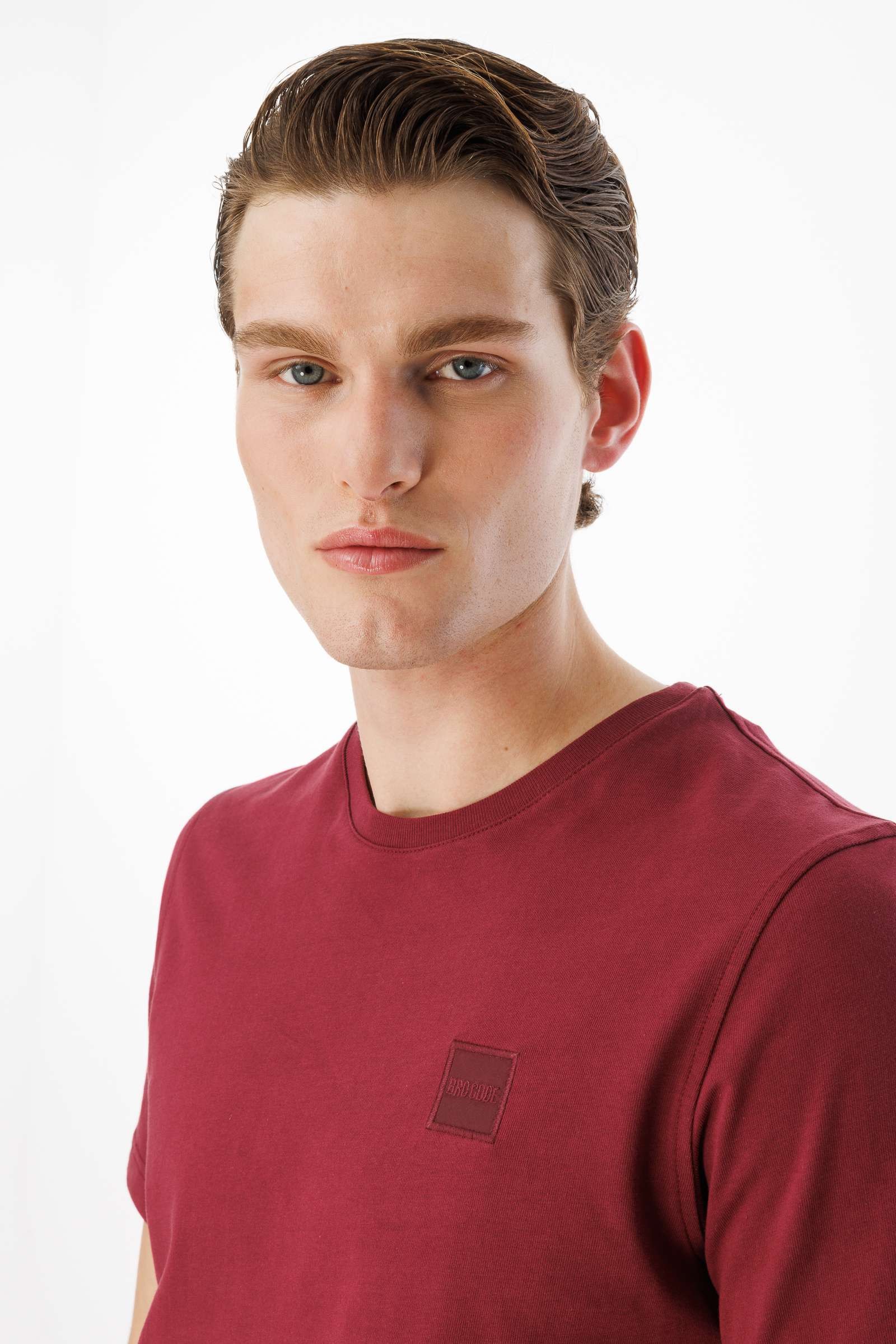 BroCode Essentials Men's Red T-Shirt (BCT25085-46)