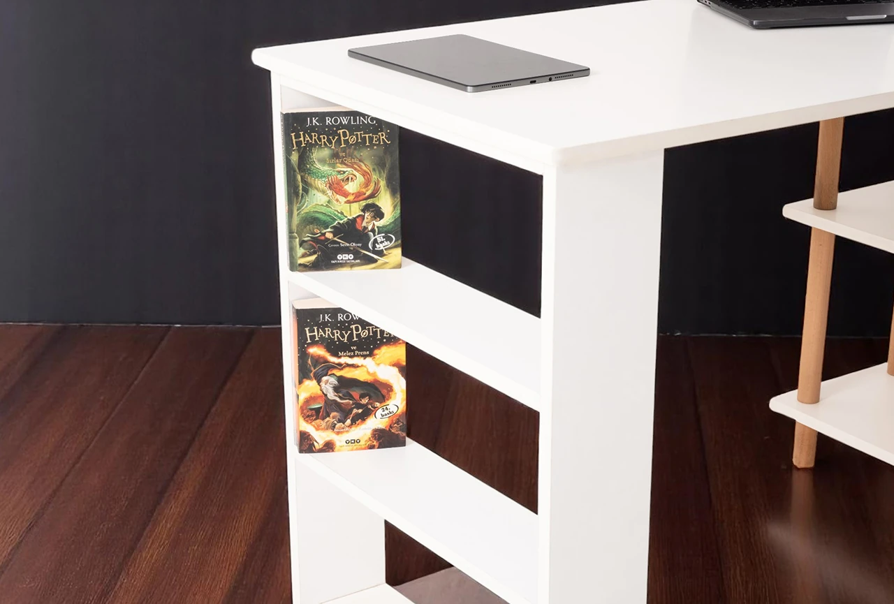 Pia Çalışma Masası