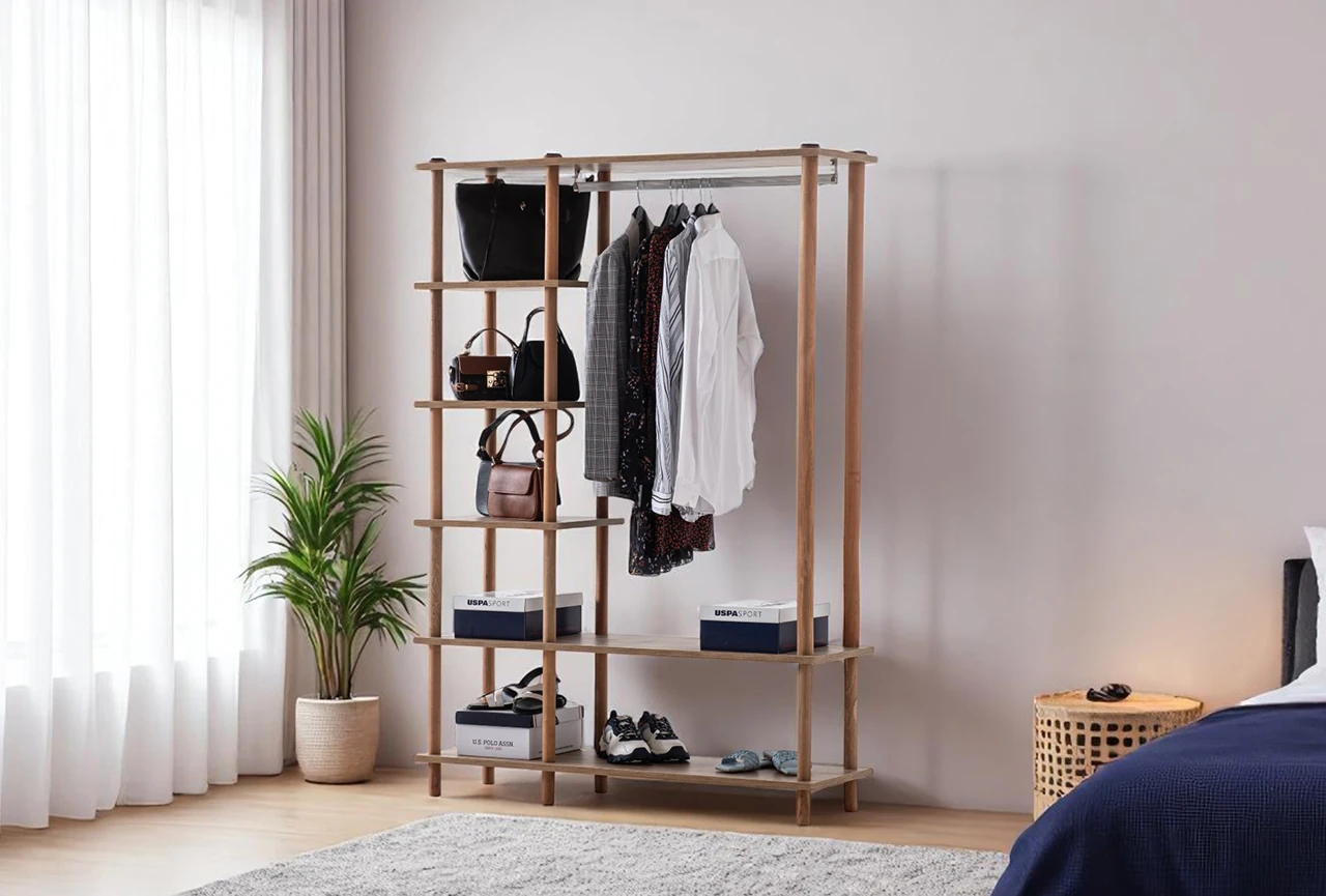 Pia Açık Gardırop