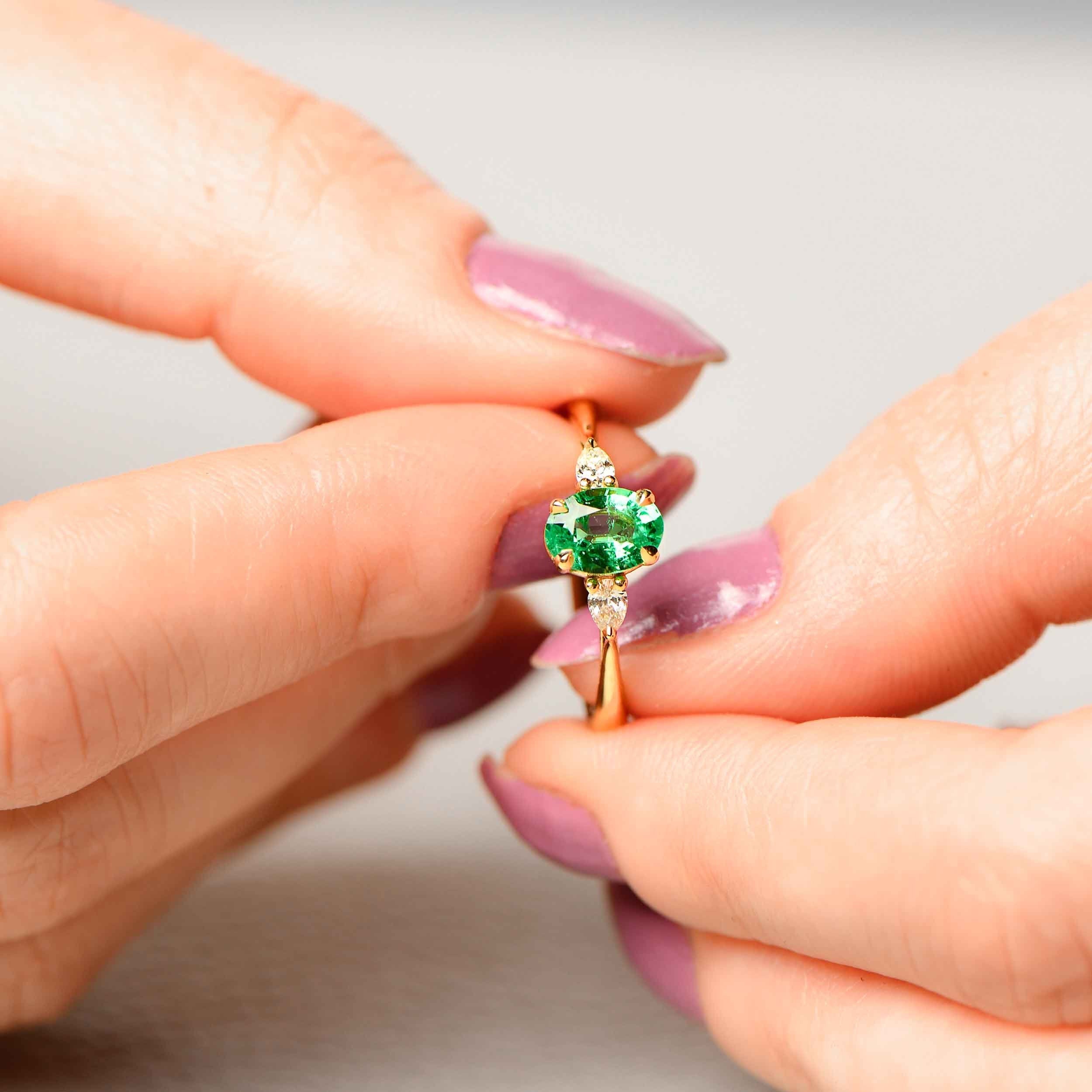 Emerald Ring With Pear Diamonds