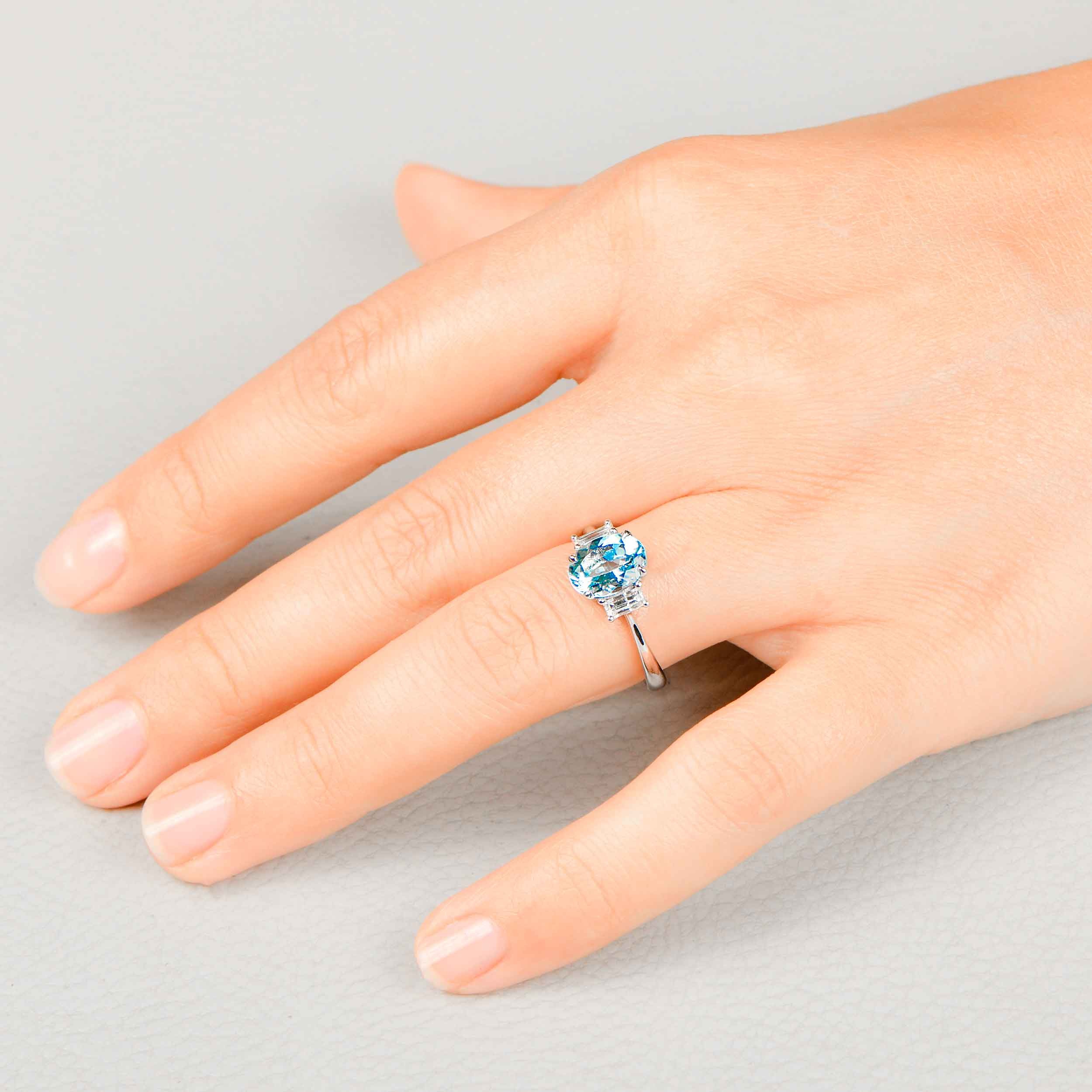 Aquamarine and Baguette Diamond Ring